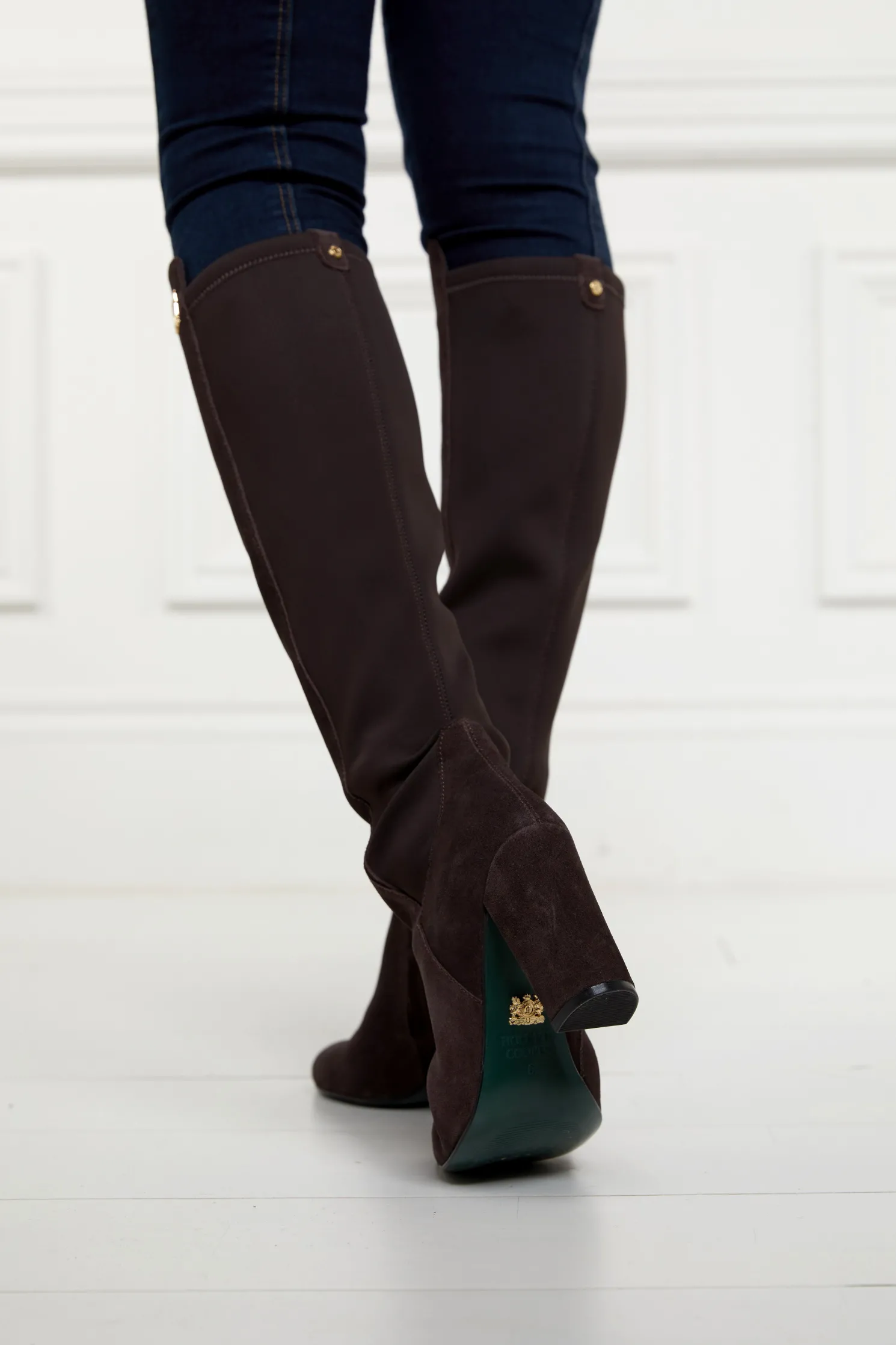 Albany Heeled Boot (Chocolate Suede)