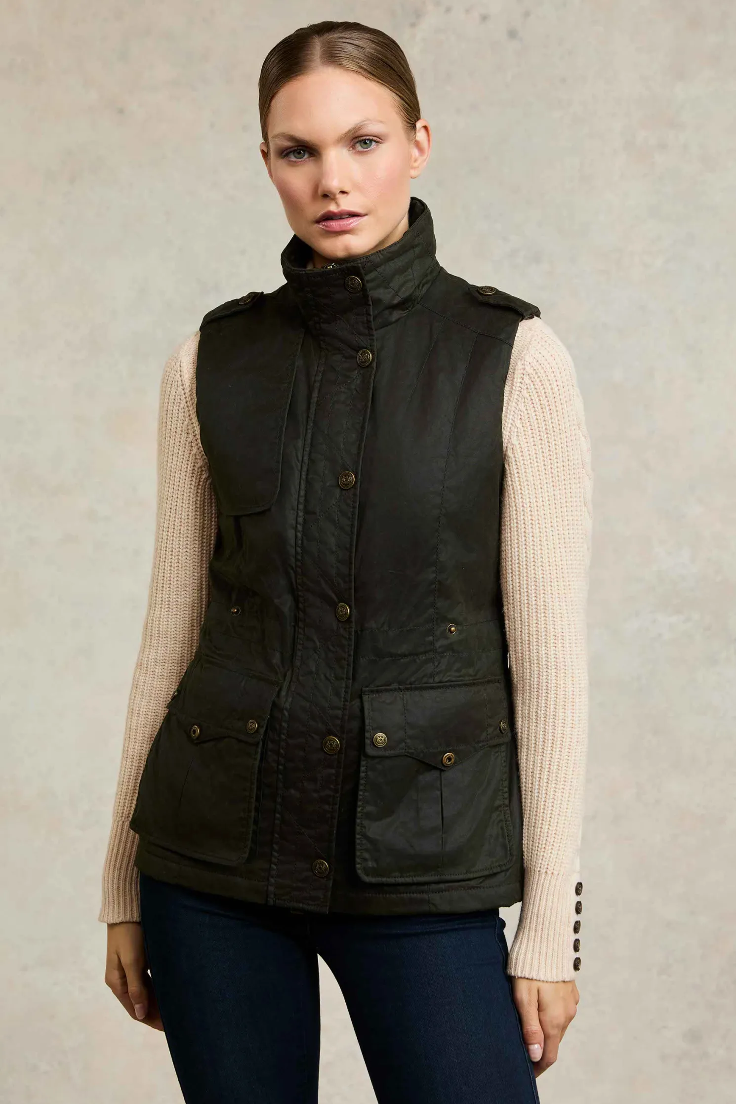 Alma Wax Gilet (Dark Olive)