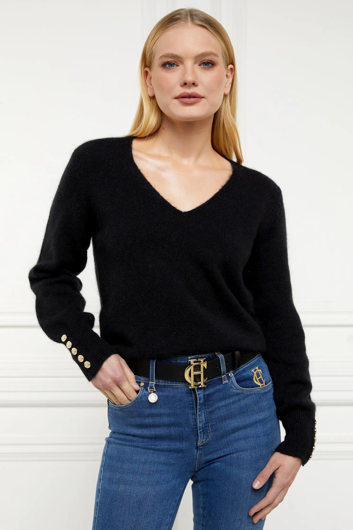 Amelia V-Neck Knit (Black)