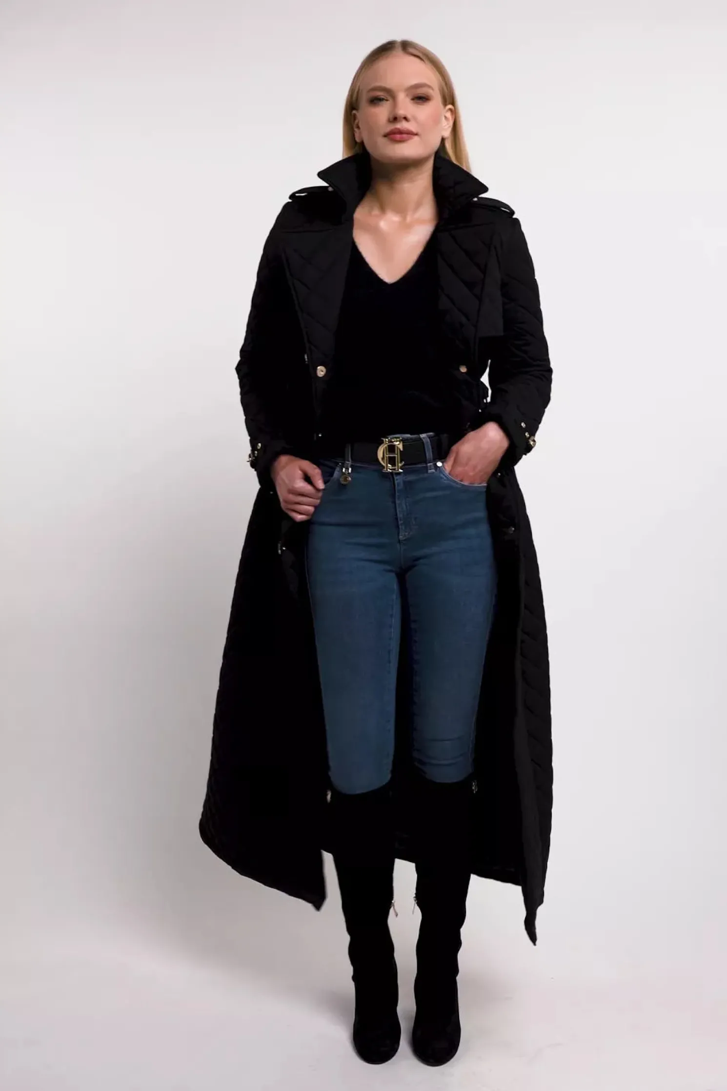 Amelia V-Neck Knit (Black)