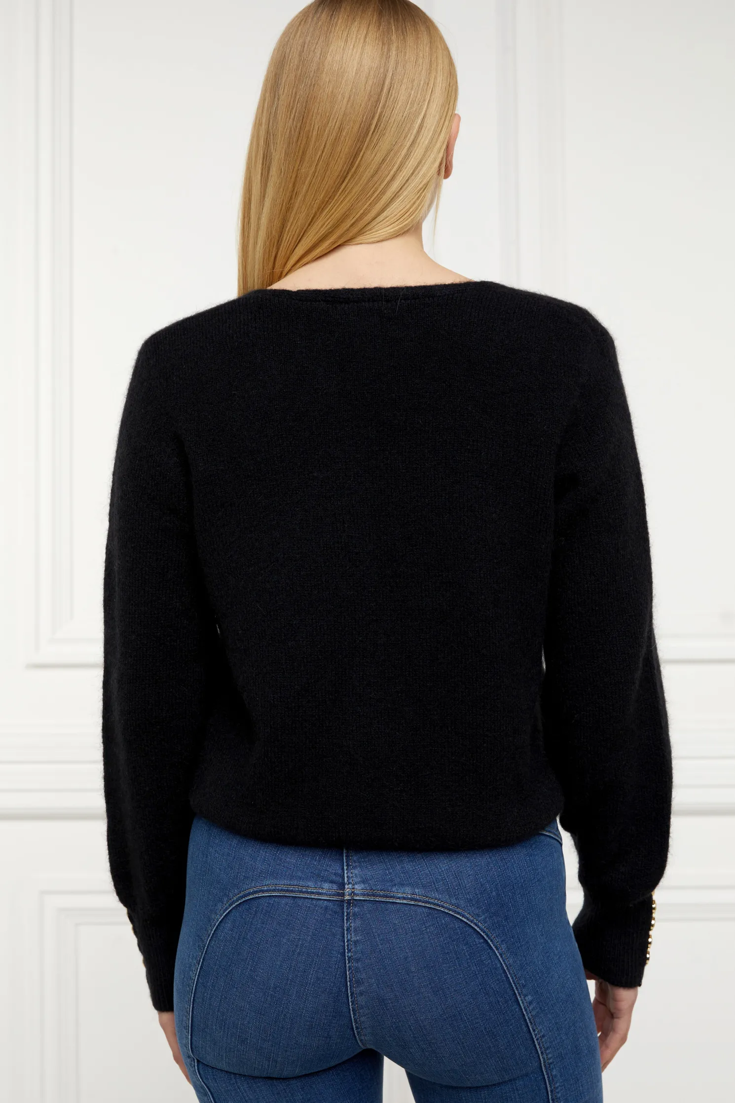 Amelia V-Neck Knit (Black)