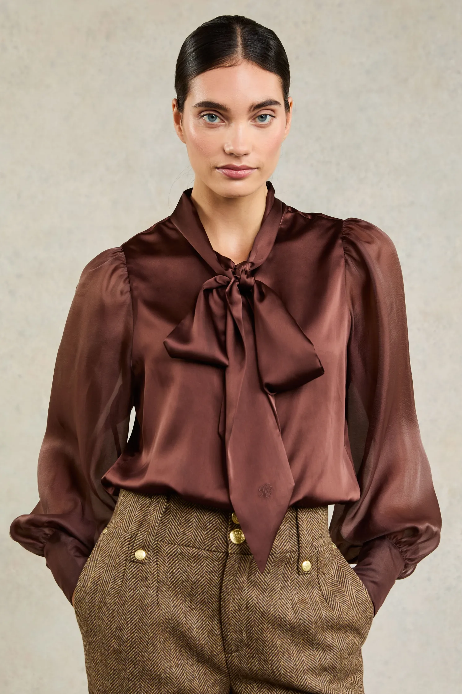 Ariella Blouse (Chocolate)
