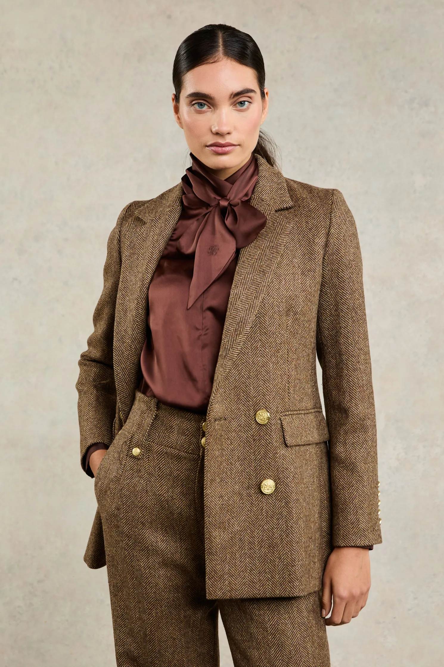 Ariella Blouse (Chocolate)