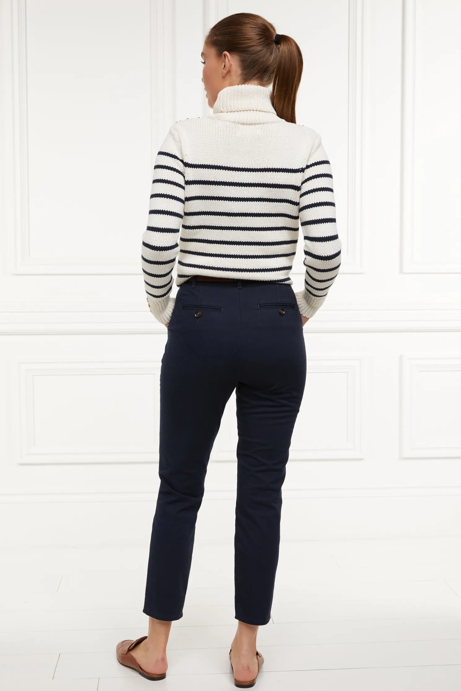 Arnesby Chino (Ink Navy)