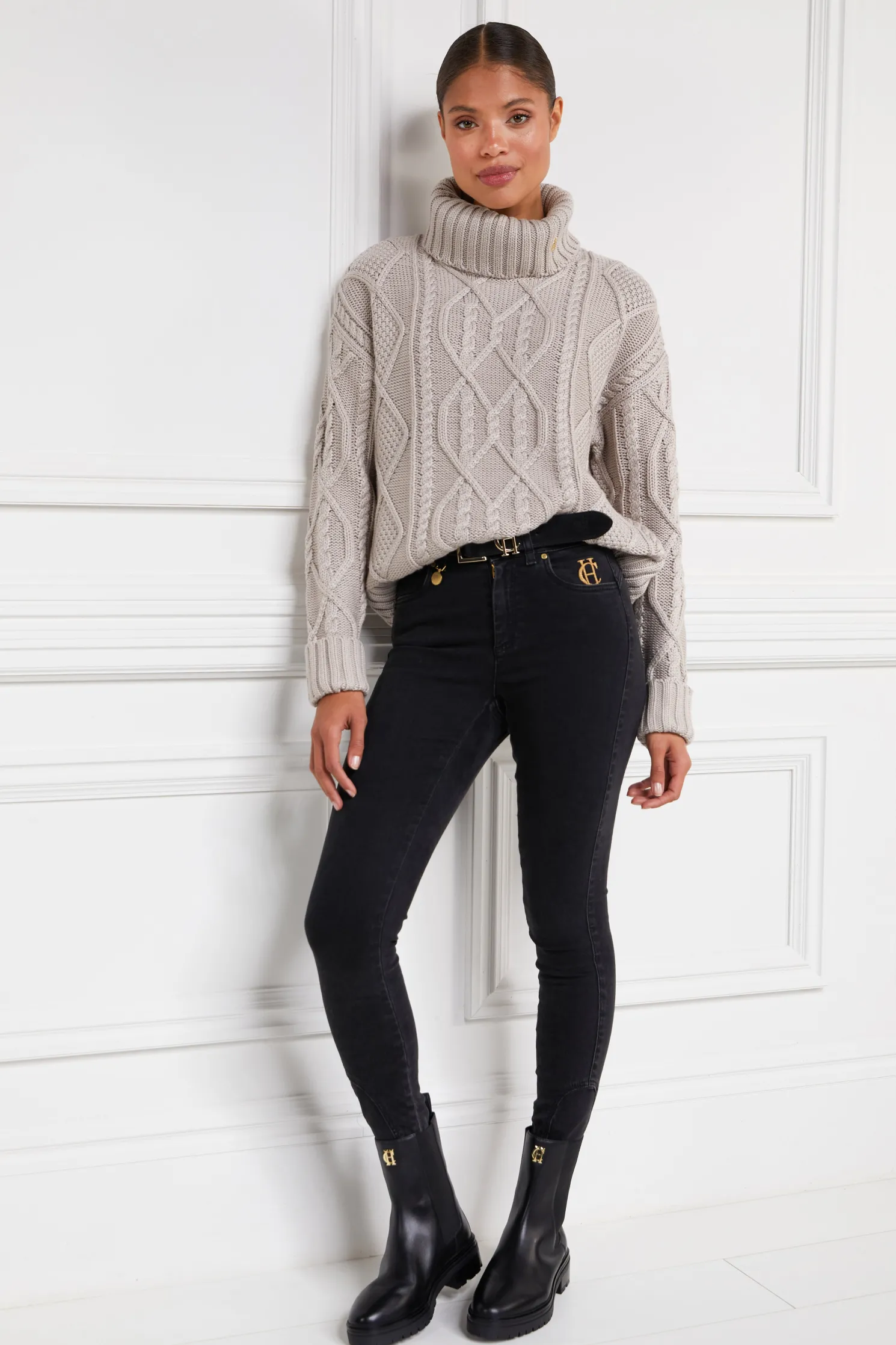 Astoria Ankle Boot (Black)