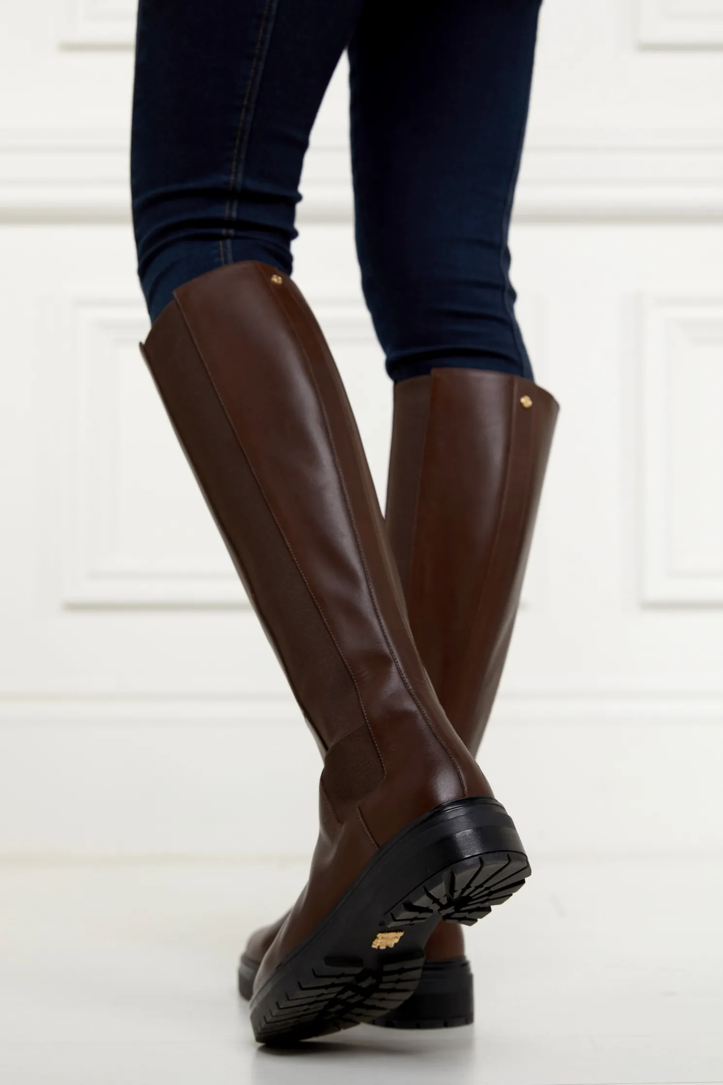 Astoria Knee Boot (Rich Chocolate)