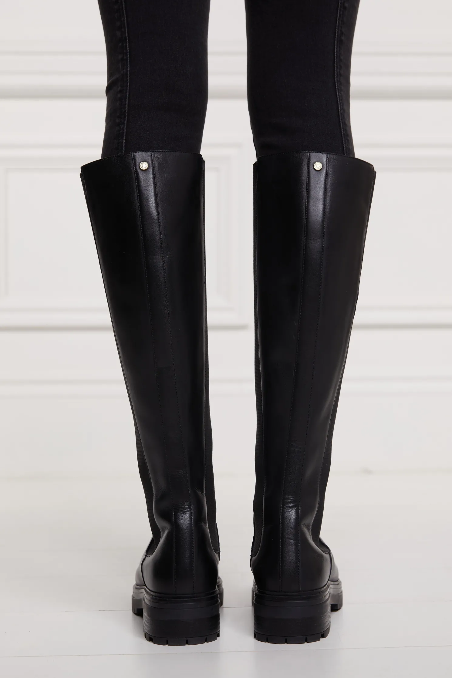 Astoria Knee Boot (Black)