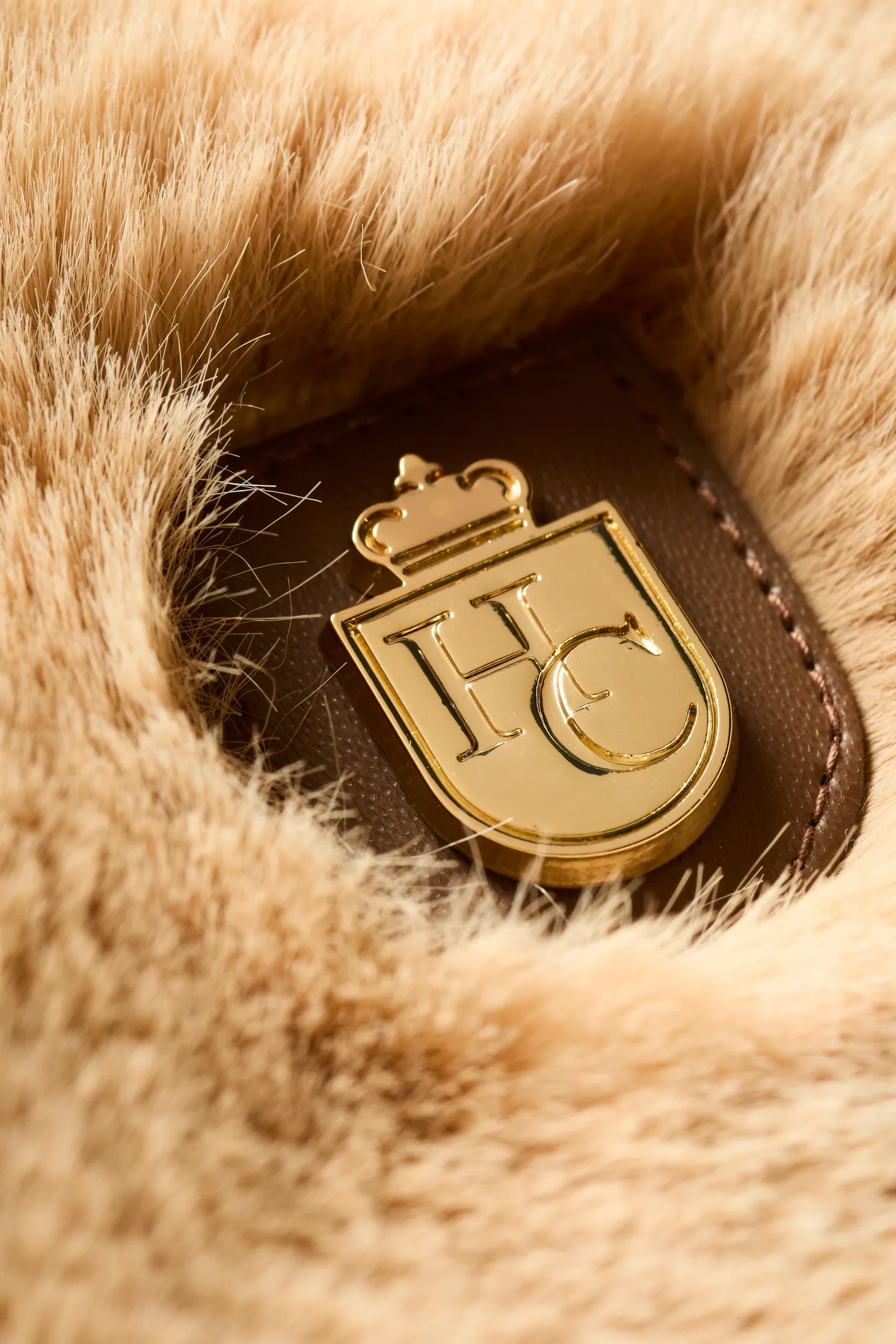 Asygarth Faux Fur Coat (Natural)