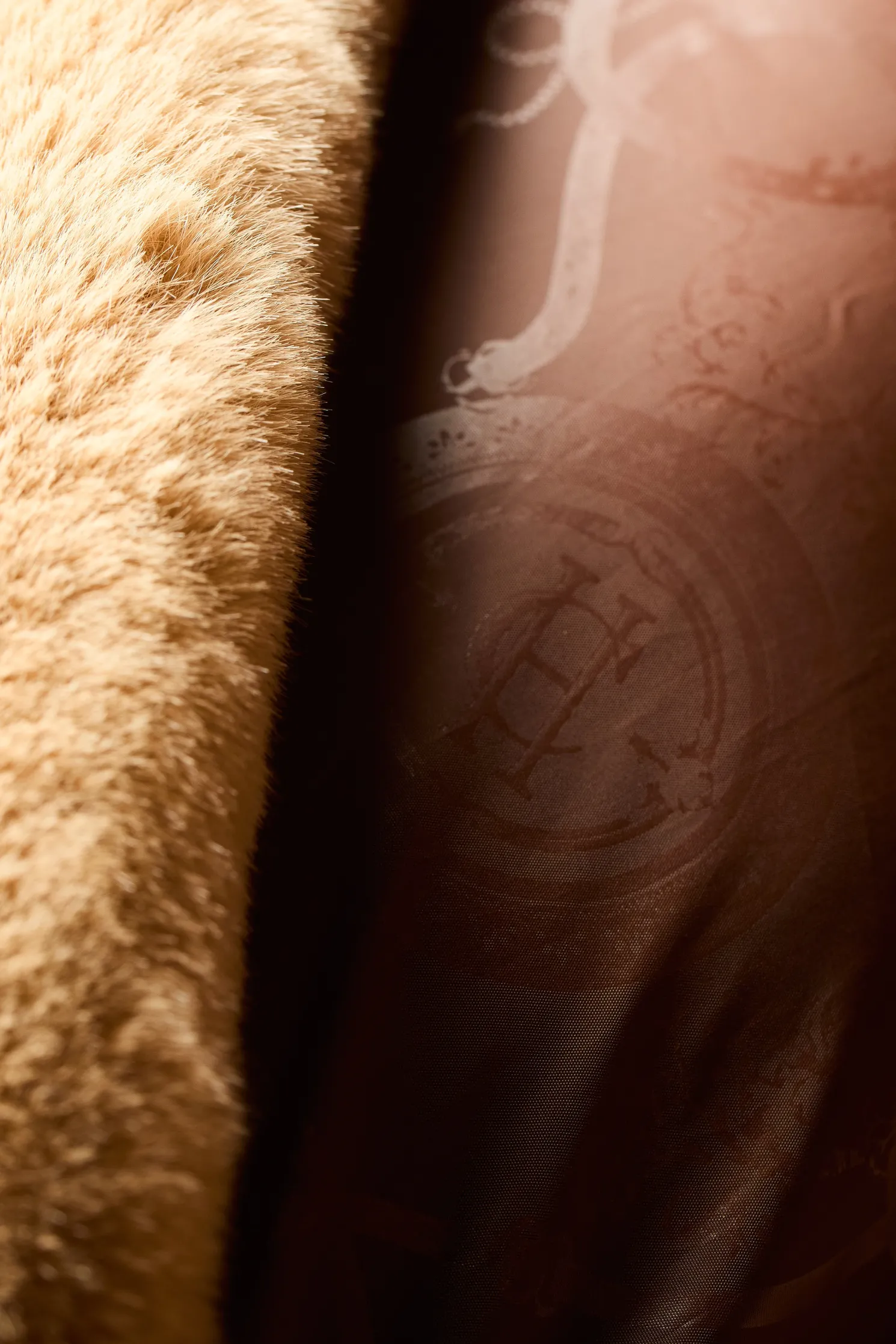 Asygarth Faux Fur Coat (Natural)