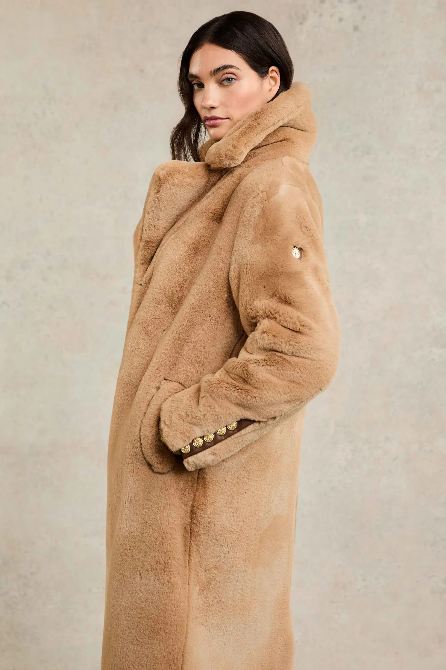 Asygarth Faux Fur Coat (Natural)