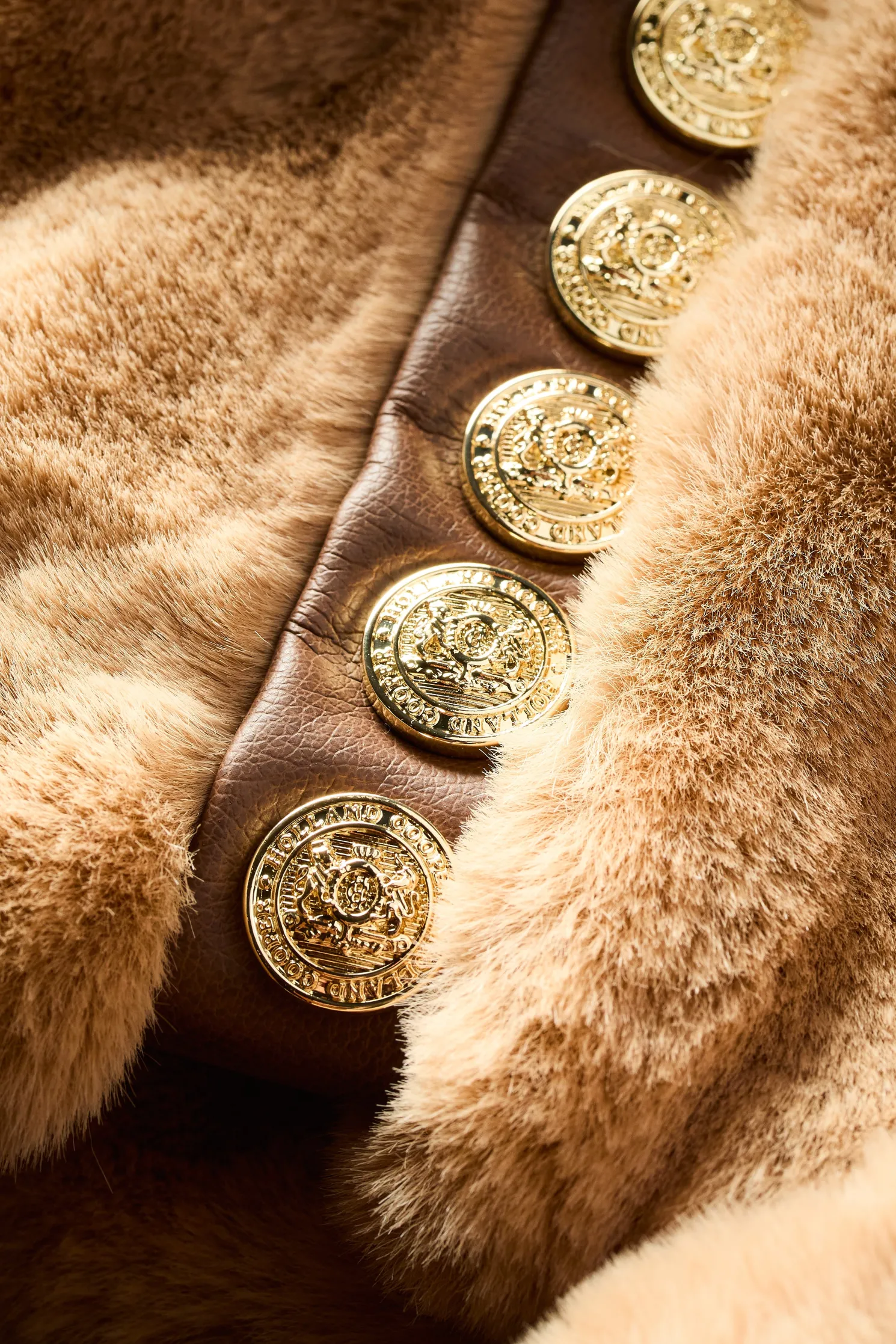 Asygarth Faux Fur Coat (Natural)