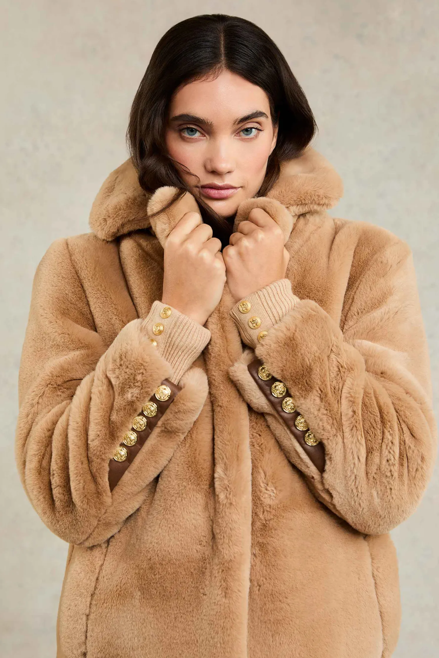 Asygarth Faux Fur Coat (Natural)