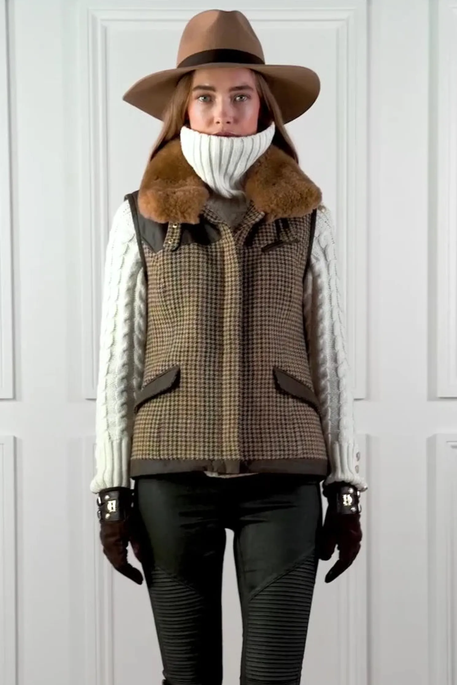 Aviator Gilet (Hailes Green Tweed)