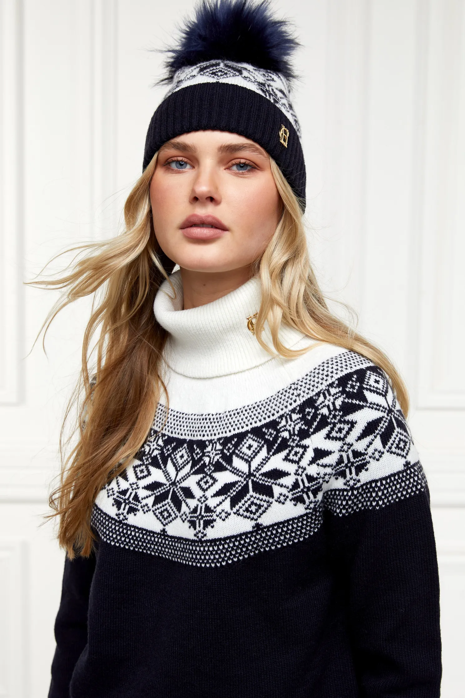 Beatrice Bobble Hat (Ink Navy Cream)