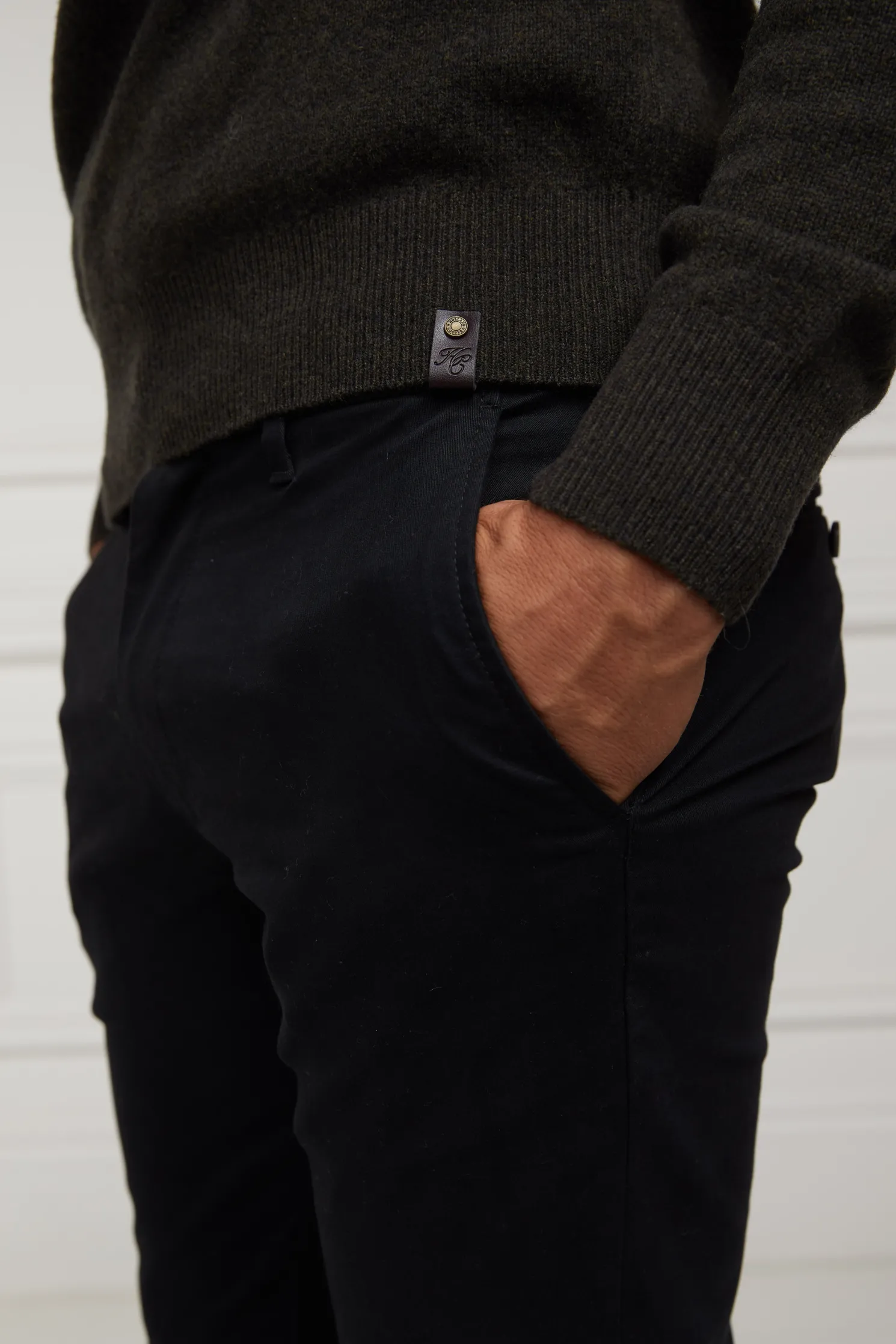 Byron Roll Neck Knit (Charcoal)