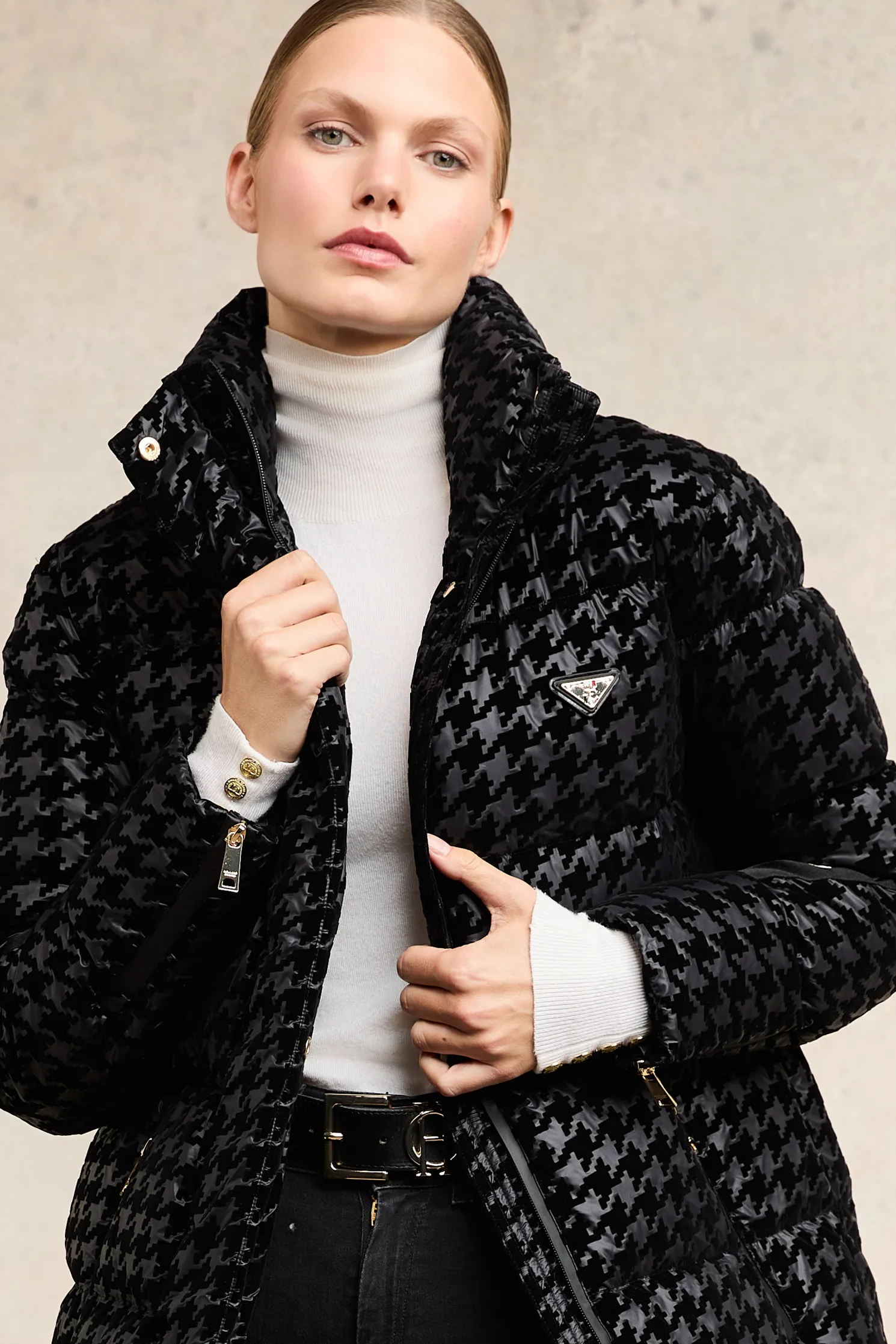 Camden Longline Coat (Mono Houndstooth)