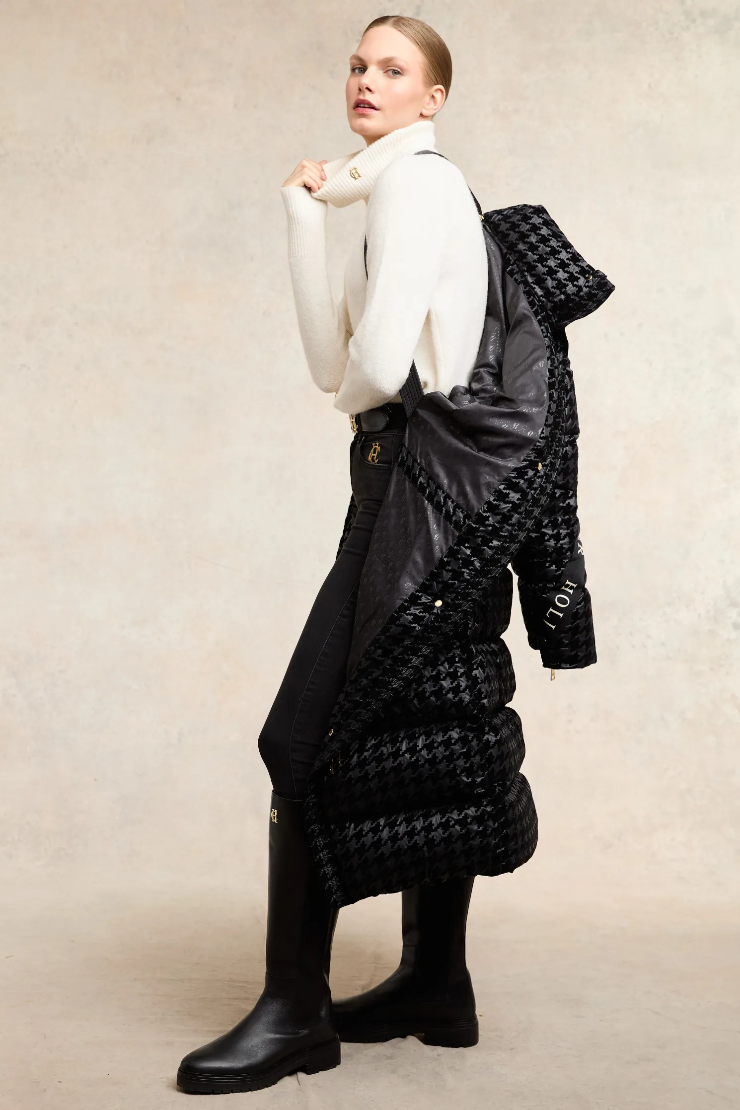 Camden Longline Coat (Mono Houndstooth)