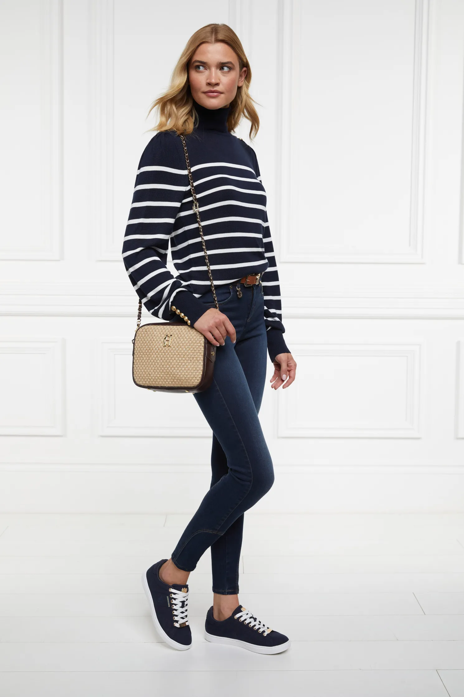 Chelsea Court Trainer (Ink Navy)