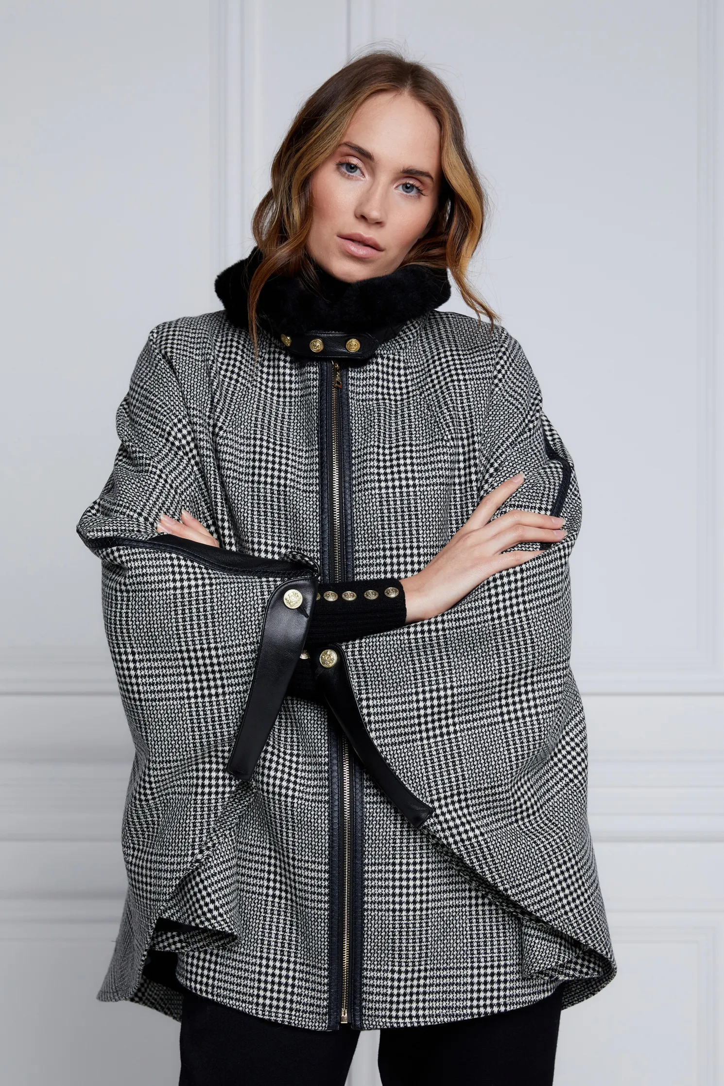 Chiltern Cape (Prince of Wales Mono)