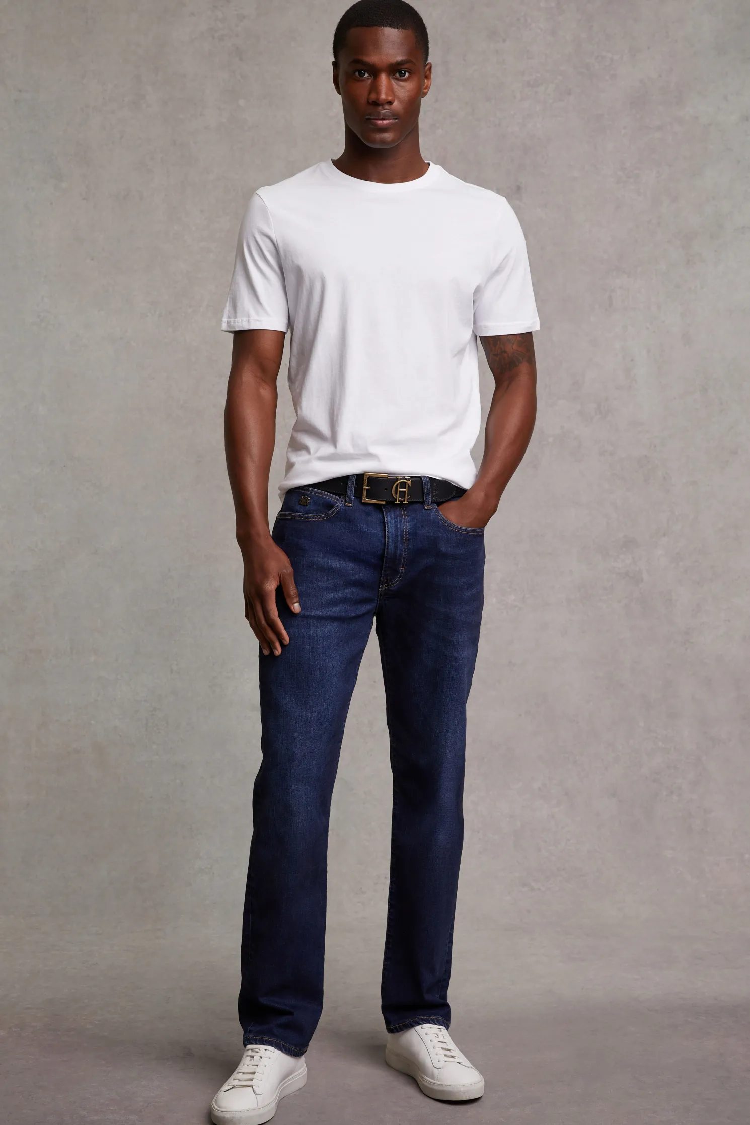 Classic Straight Jean (Washed Indigo)