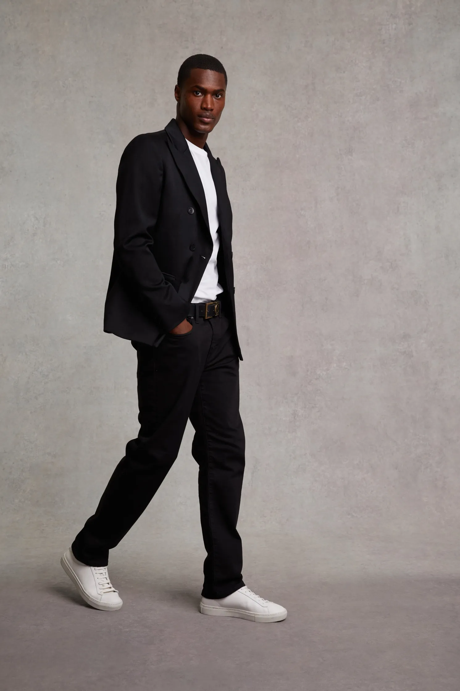 Classic Straight Jean (Black)