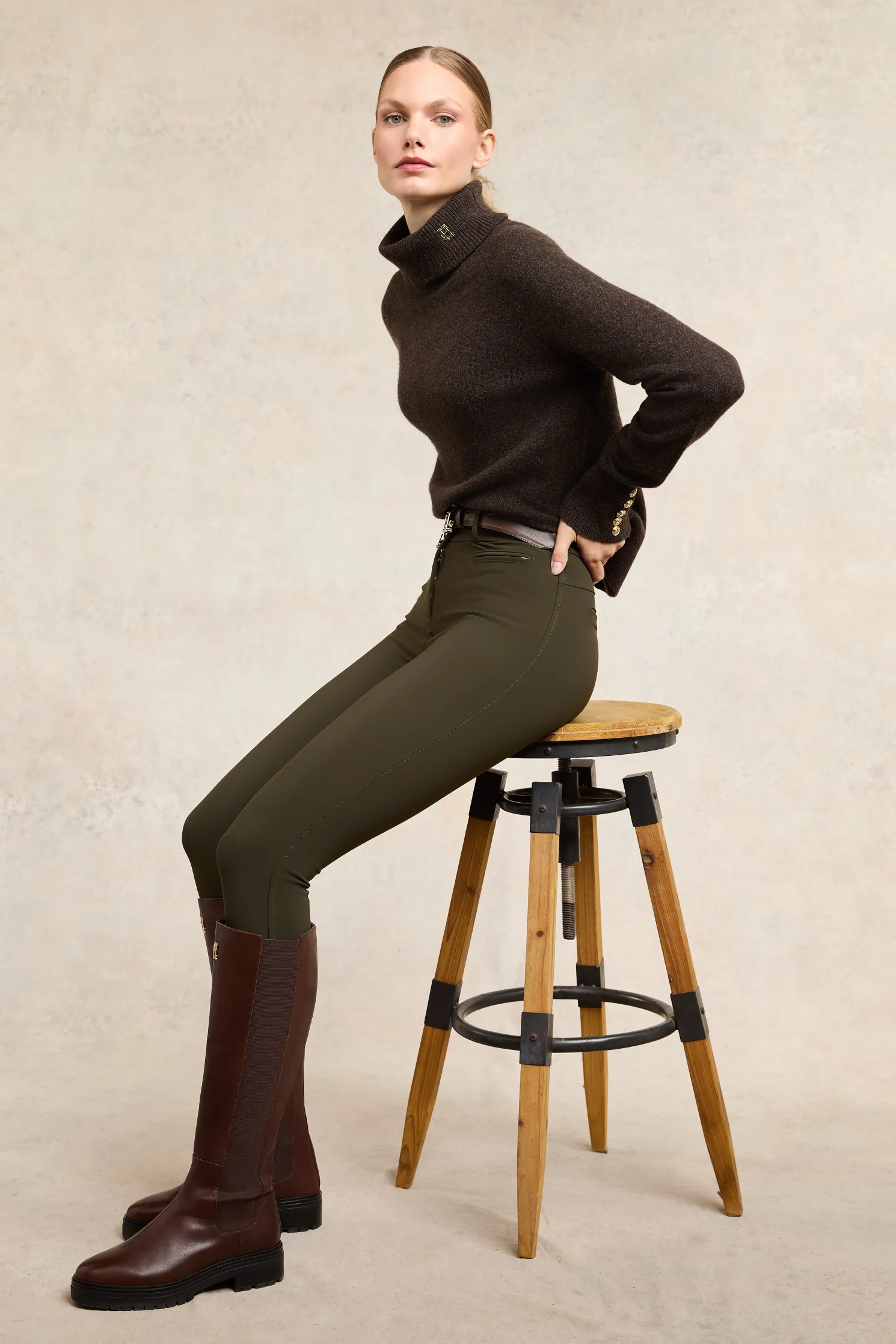Contour Trouser (Dark Olive)