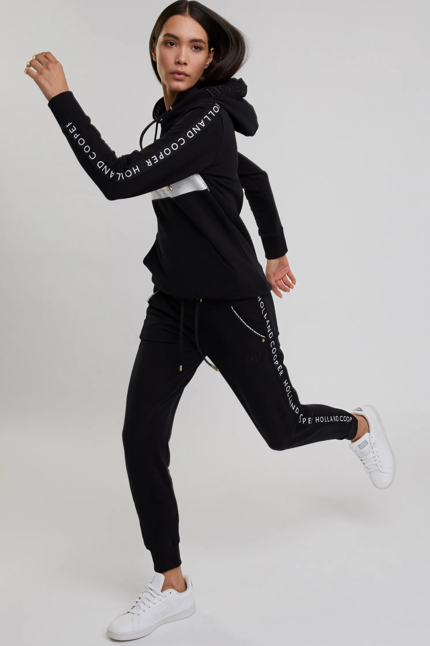 Deluxe Jogger (Black)