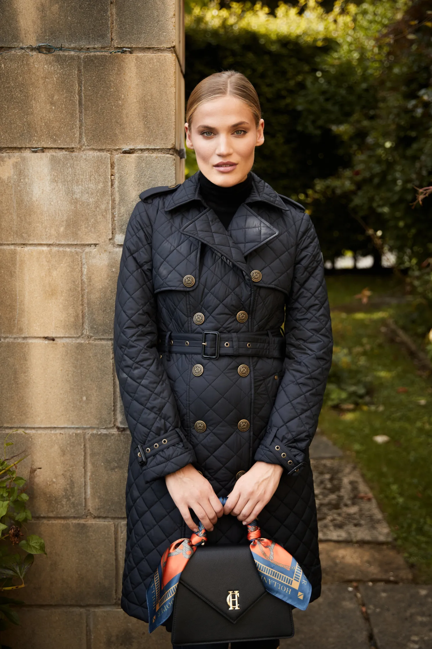 Dowdeswell Scarf Bag (Black)