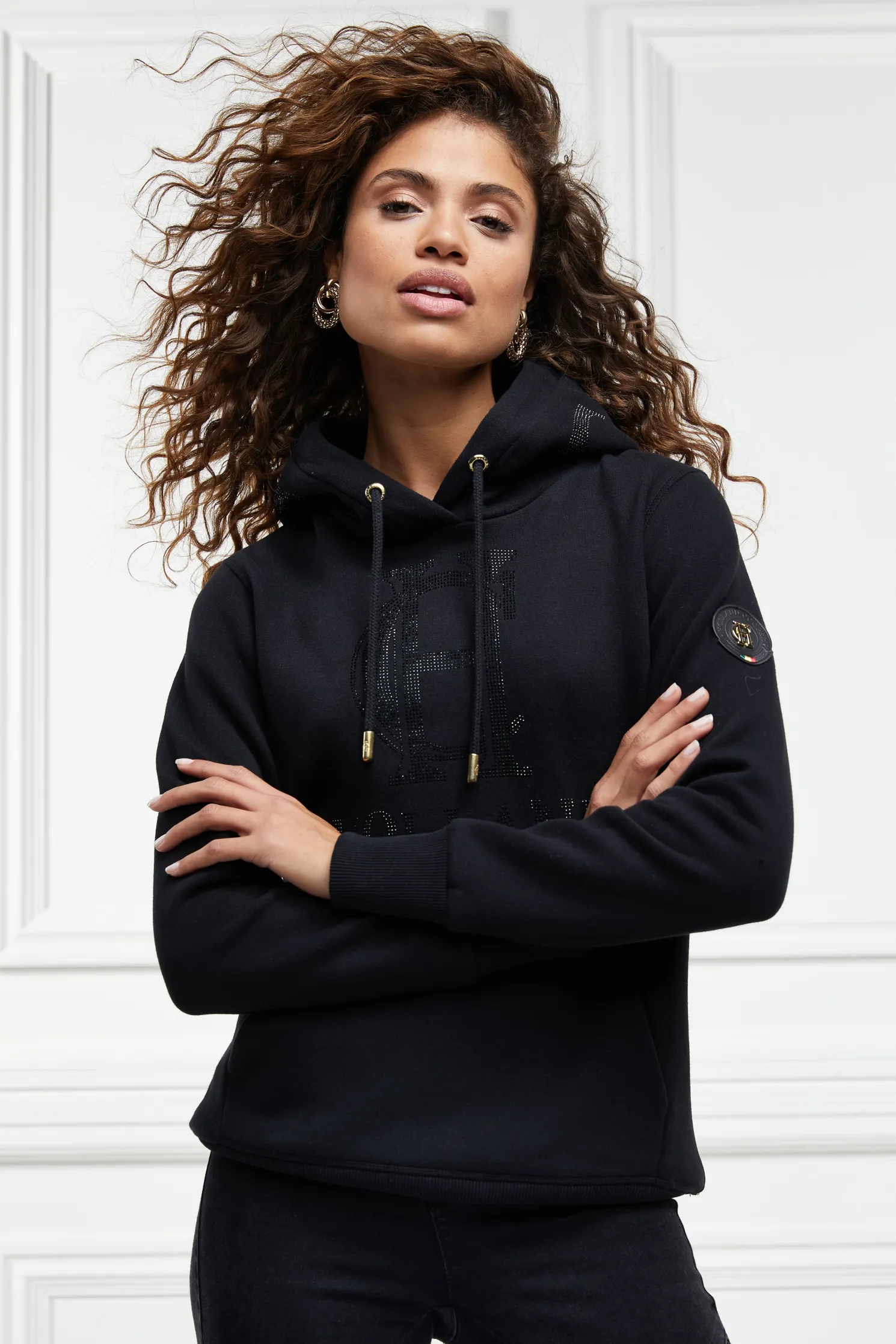 Essential Hoodie (Black)
