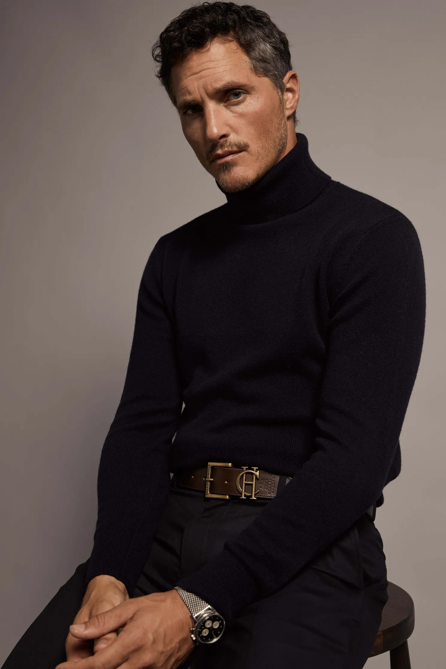 Fine Roll Neck Knit (Black)