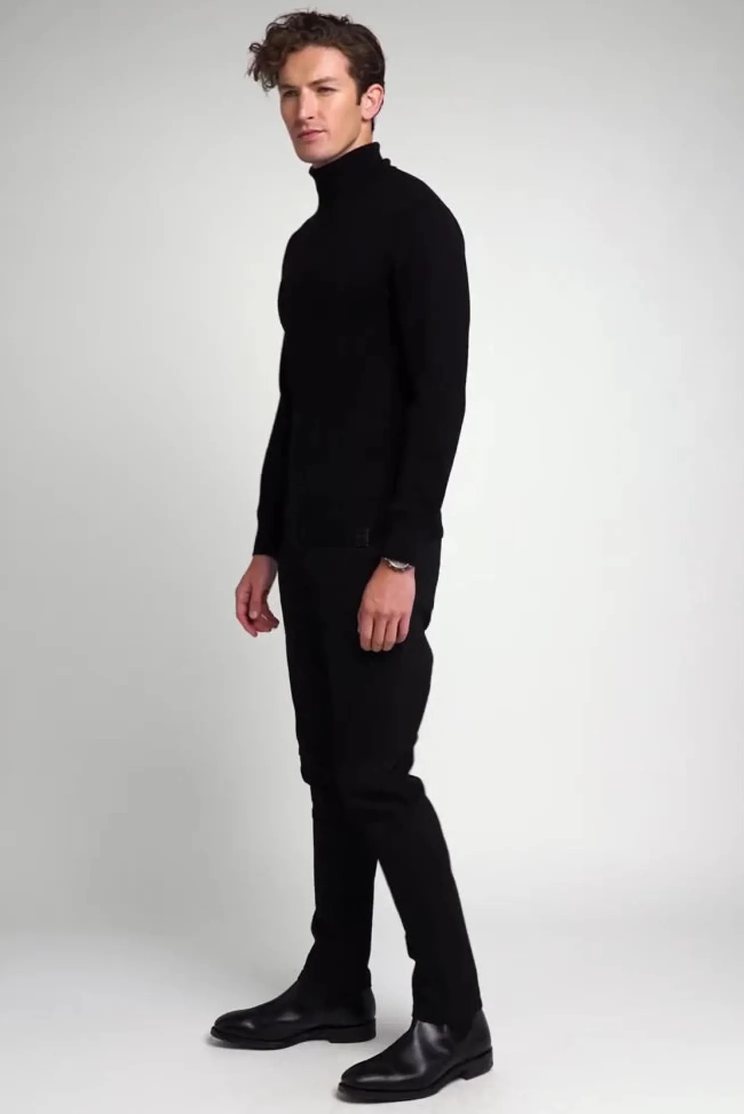 Fine Roll Neck Knit (Black)