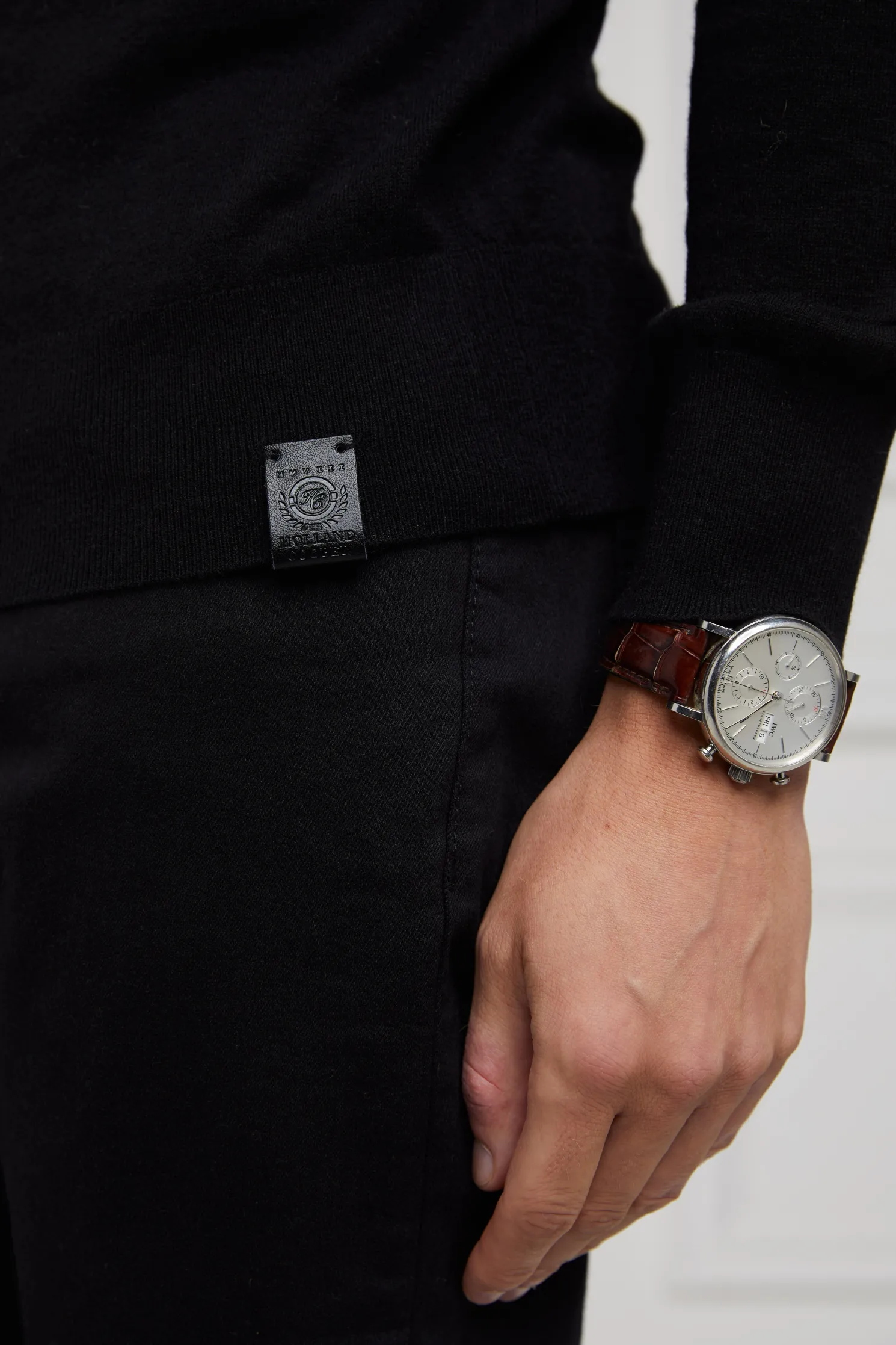 Fine Roll Neck Knit (Black)