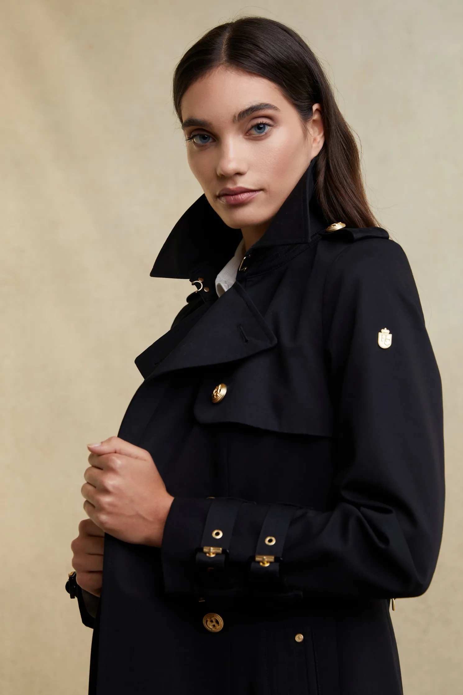 Gatcombe Trench Coat (Black)