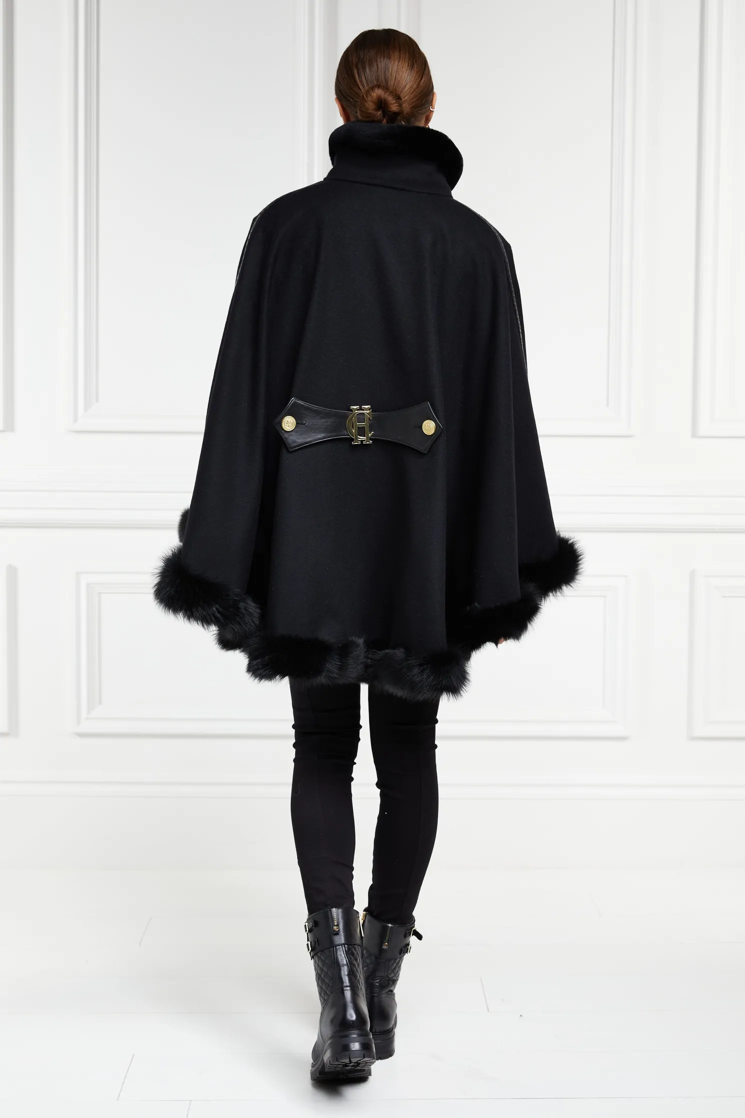 Gold Label Chiltern Cape (Soft Black)