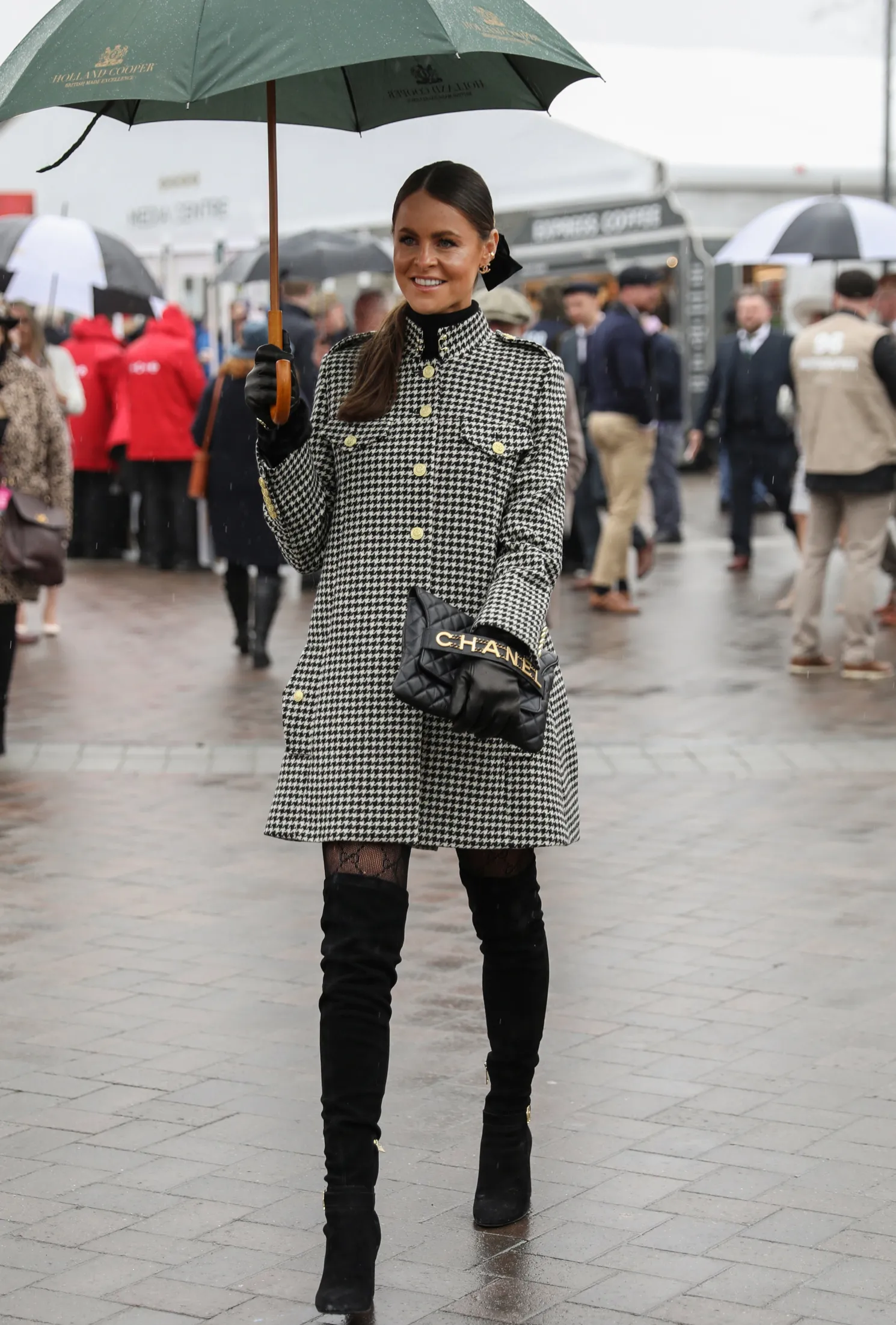 Highbury Cape Coat (Houndstooth)