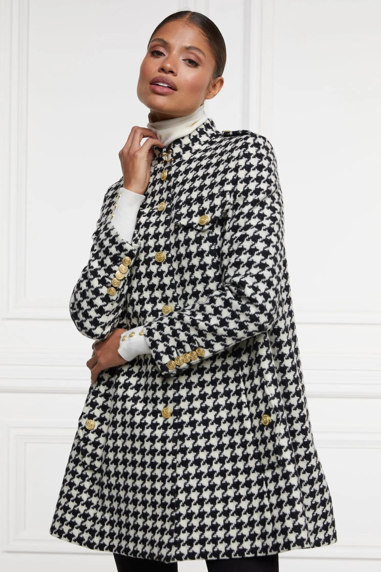 Highbury Cape Coat (Large Scale Houndstooth)