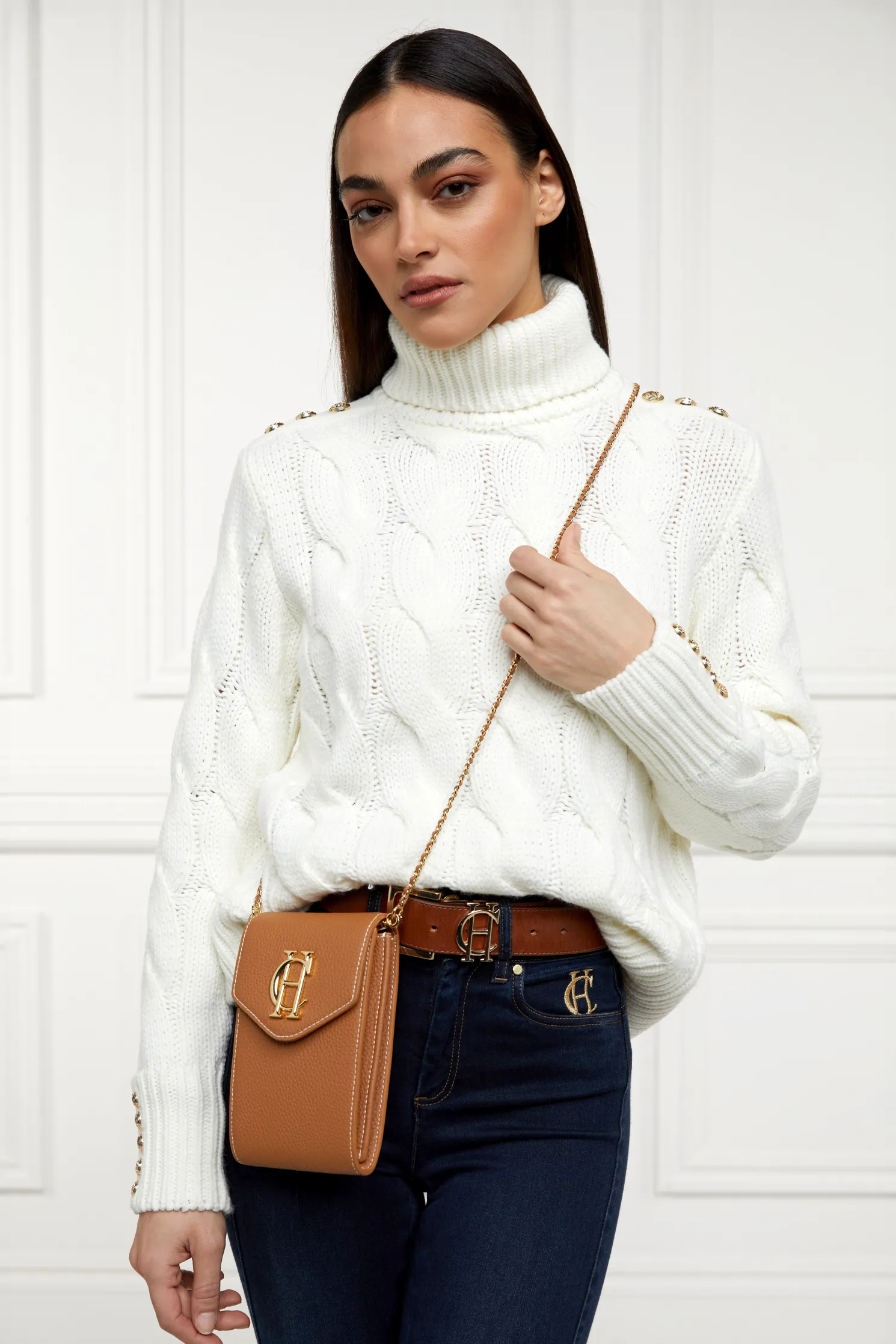 Knightsbridge Phone Pouch (Tan Gold)