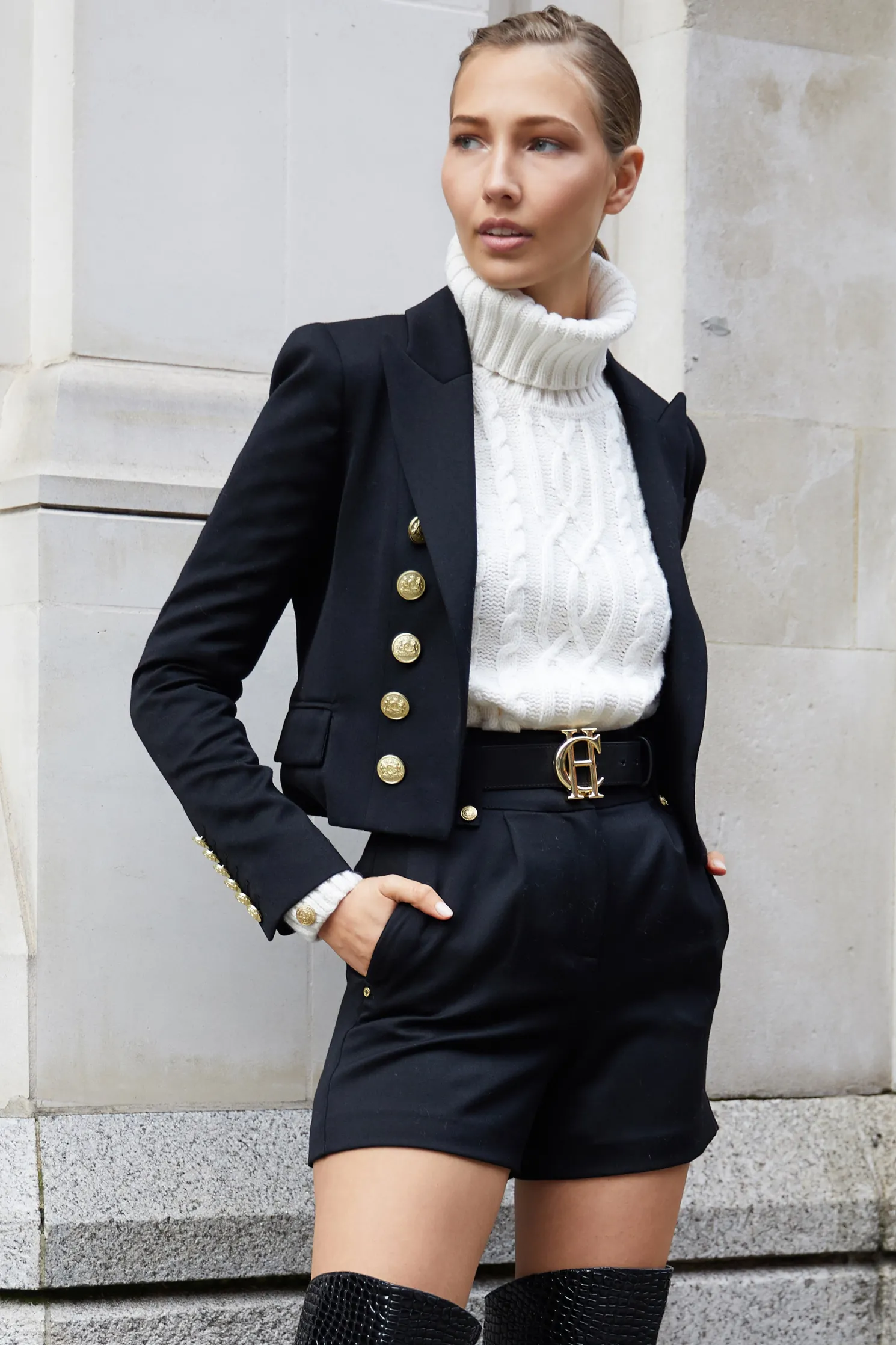 Luxe Tailored Short (Black Barathea)