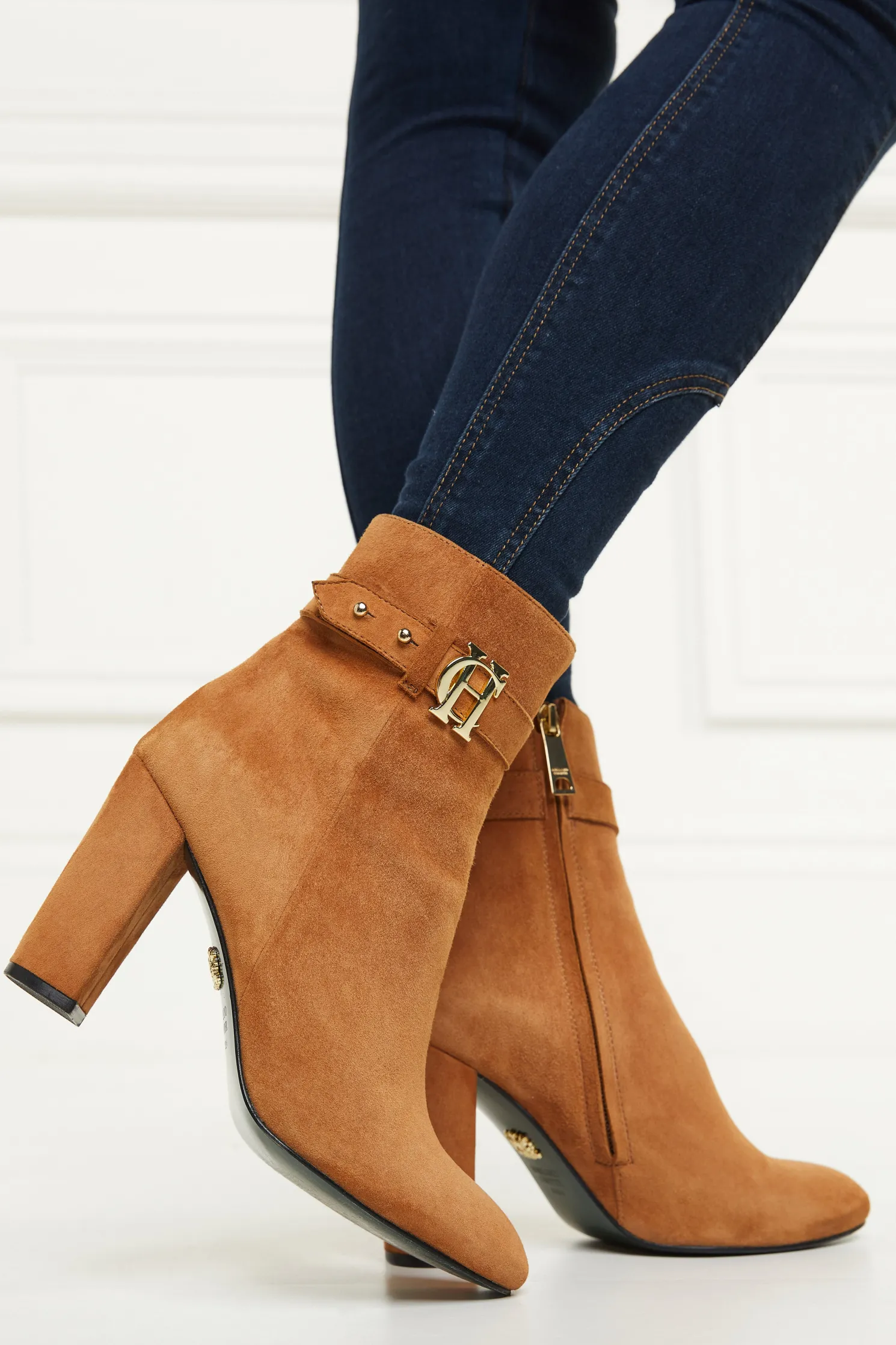 Mayfair Suede Ankle Boot (Tan)