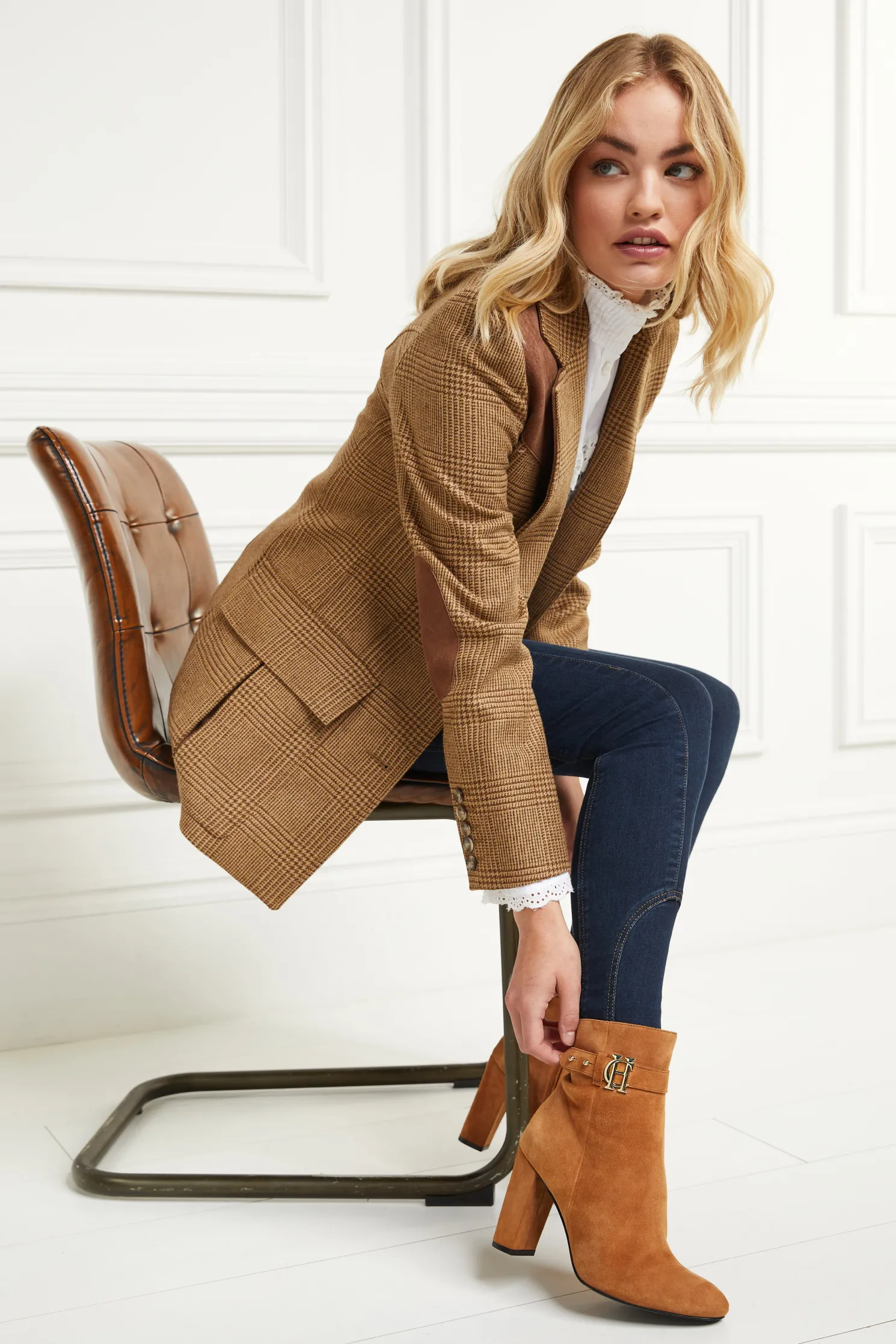 Mayfair Suede Ankle Boot (Tan)
