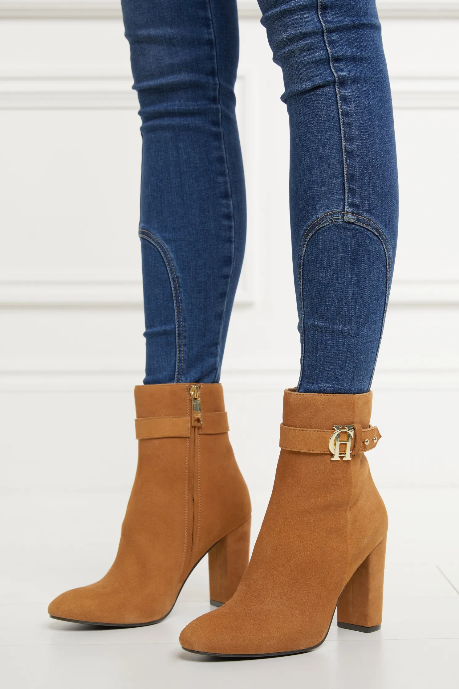 Mayfair Suede Ankle Boot (Tan)
