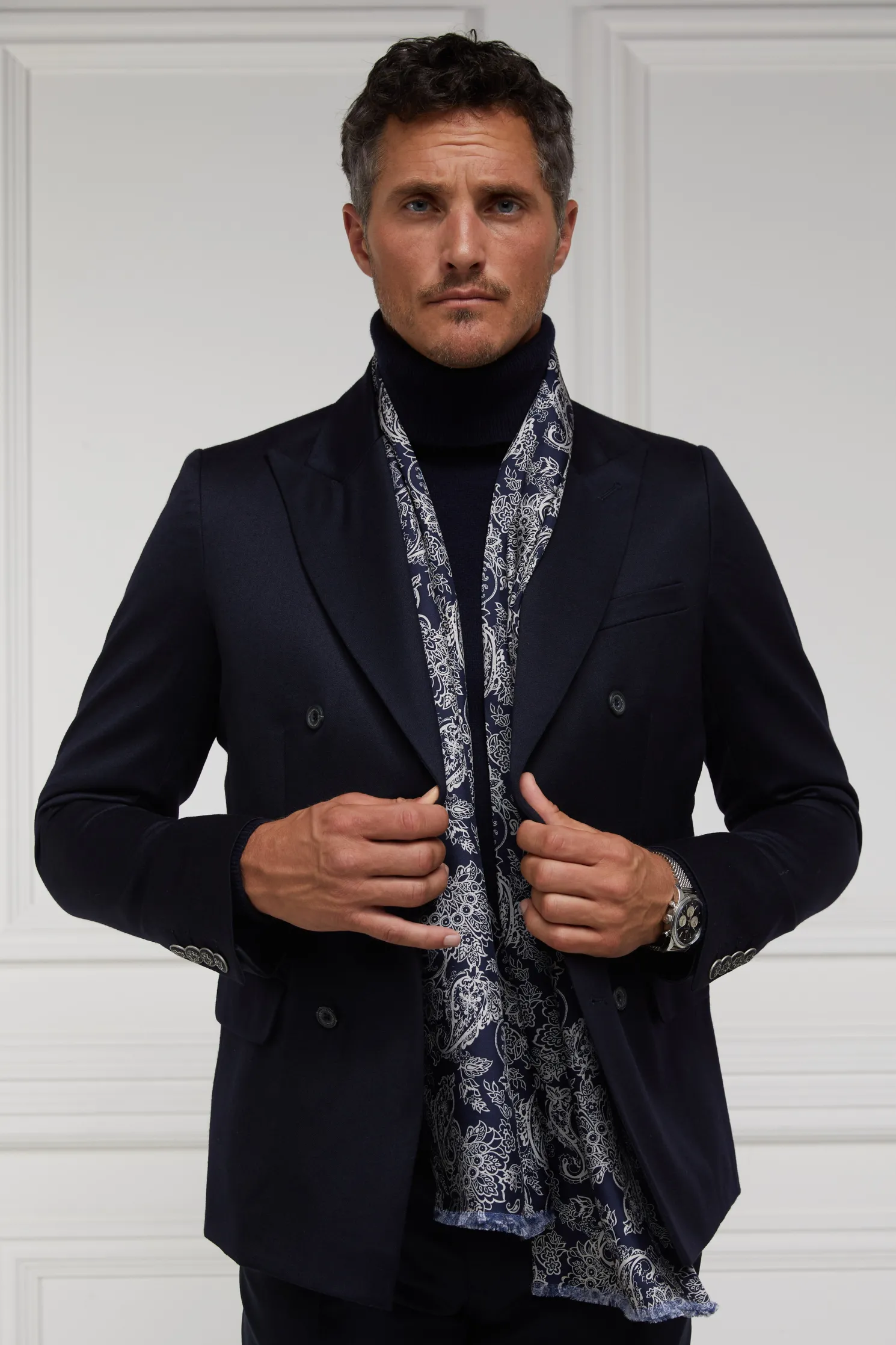 Men's Silk Scarf (Ink Navy Cream Paisley)