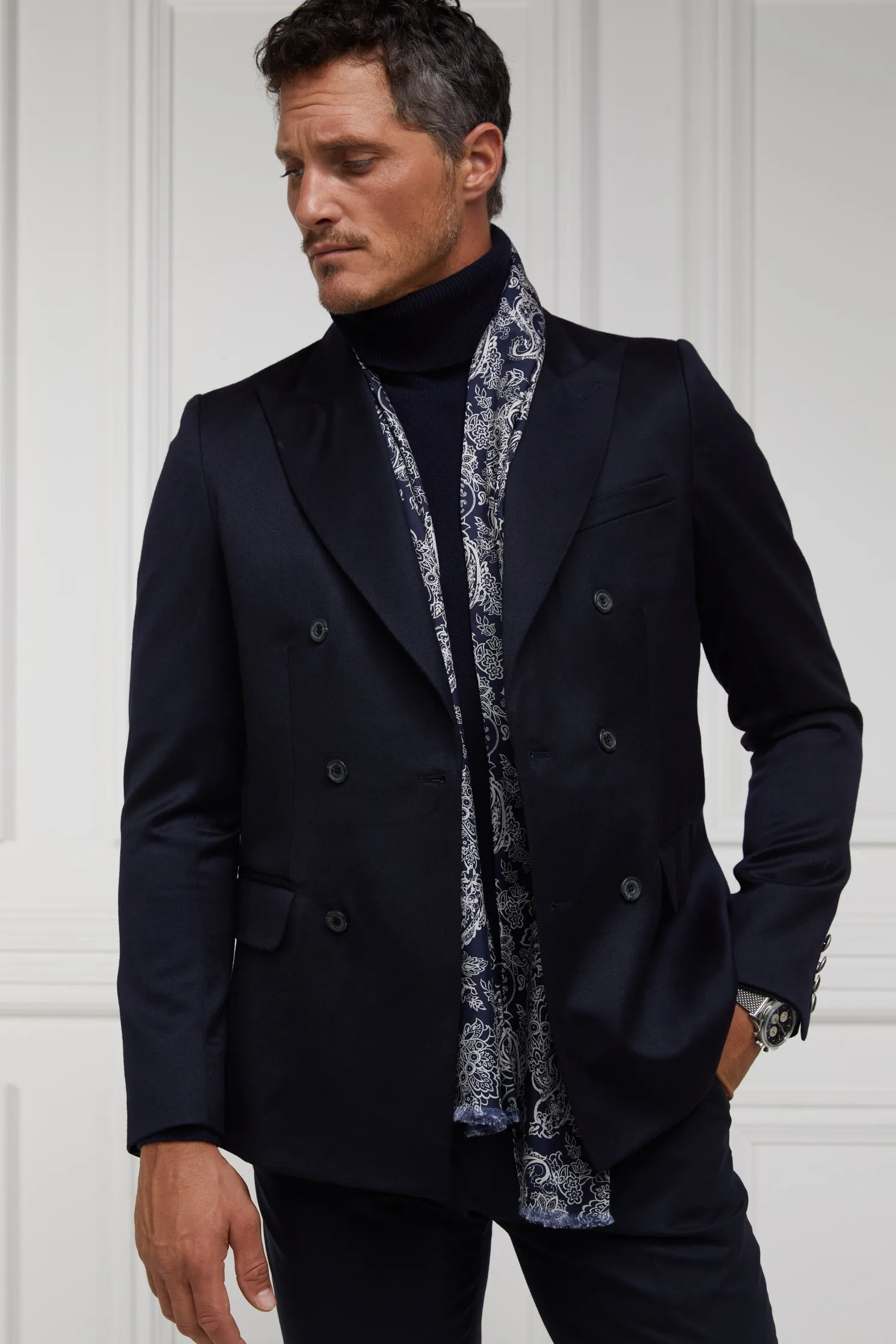 Men's Silk Scarf (Ink Navy Cream Paisley)