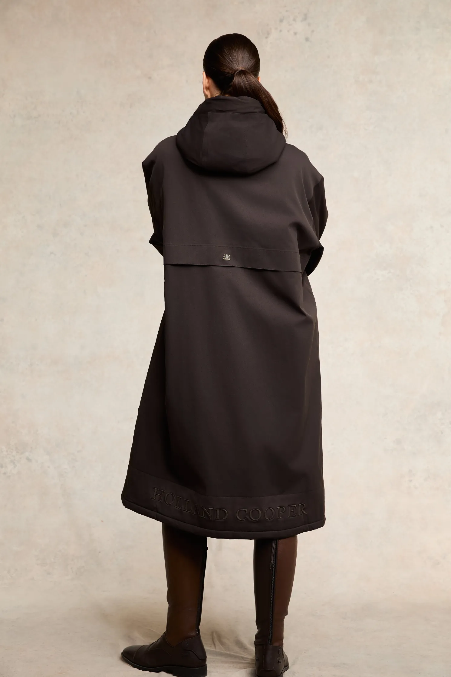 One-Size Waterproof Coat (Chocolate)
