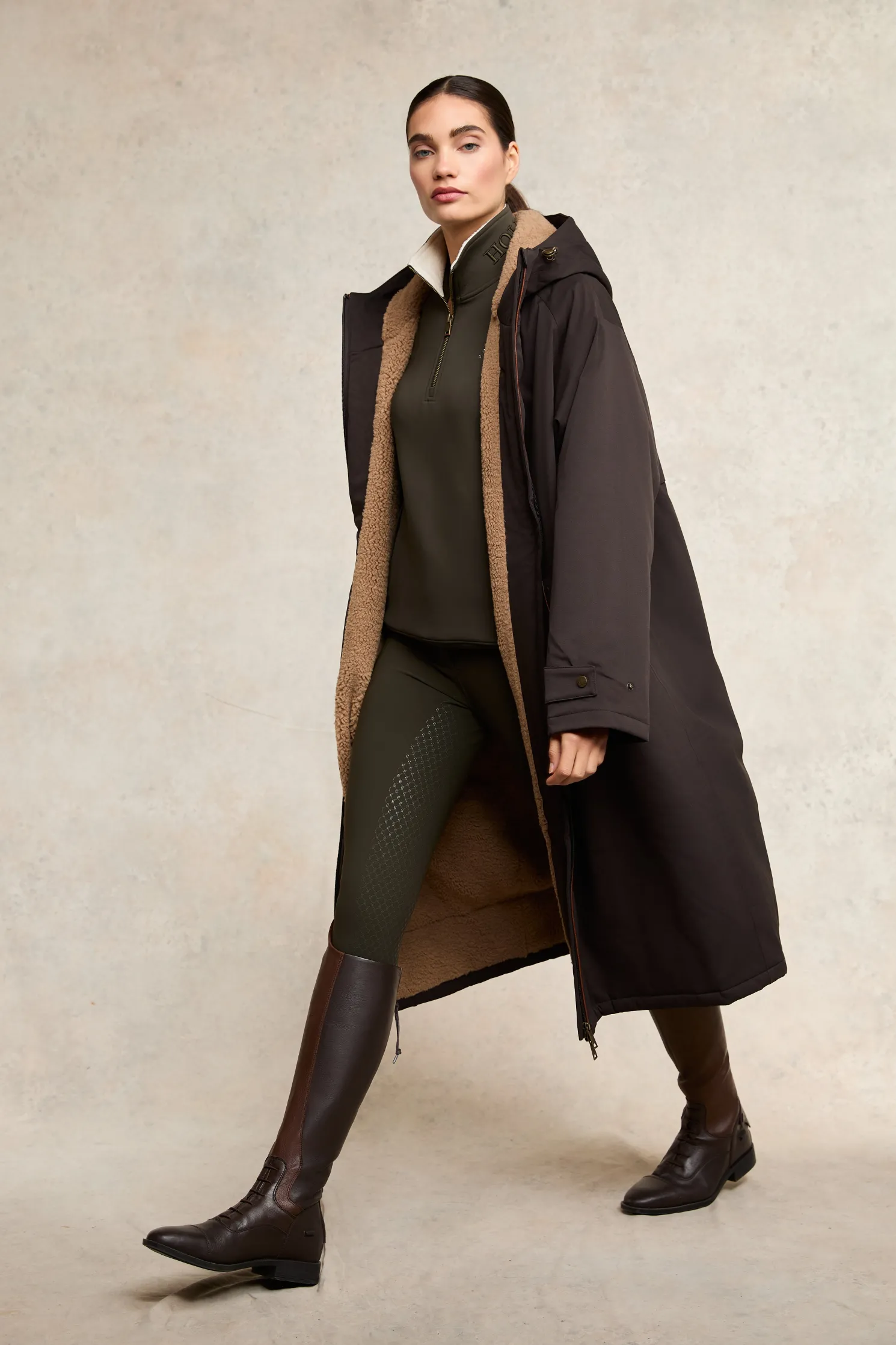 One-Size Waterproof Coat (Chocolate)