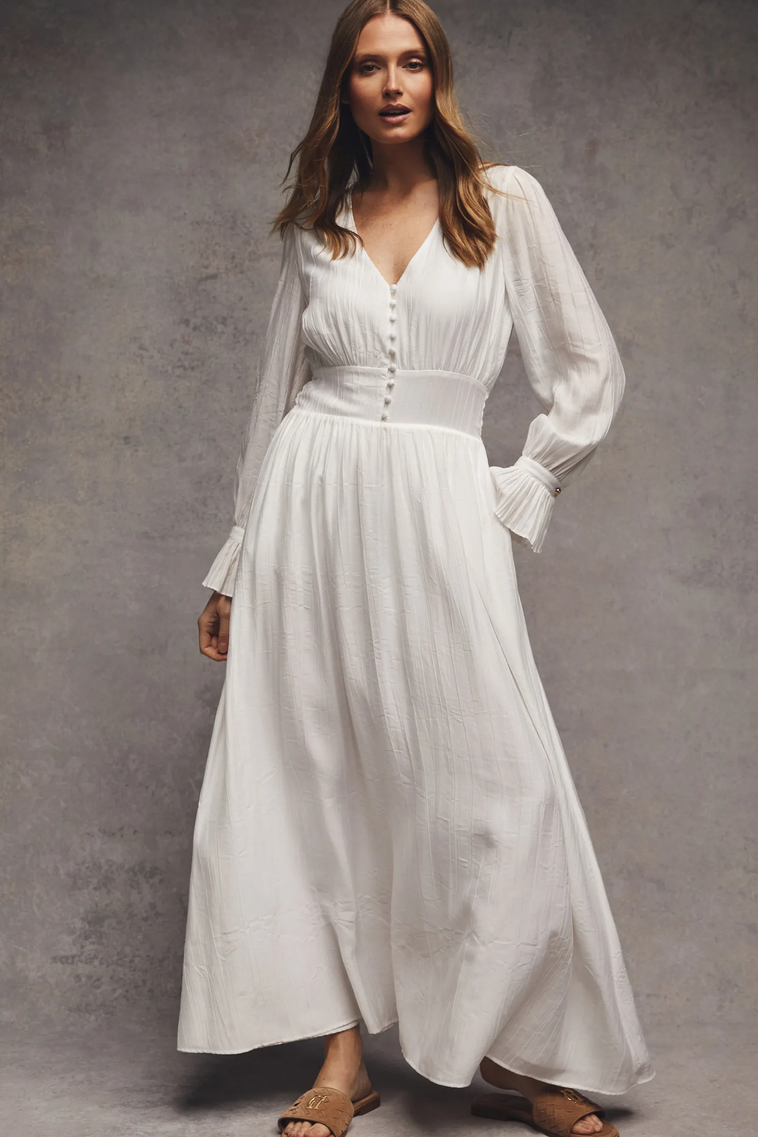 Phoebe V-Neck Maxi Dress (White)