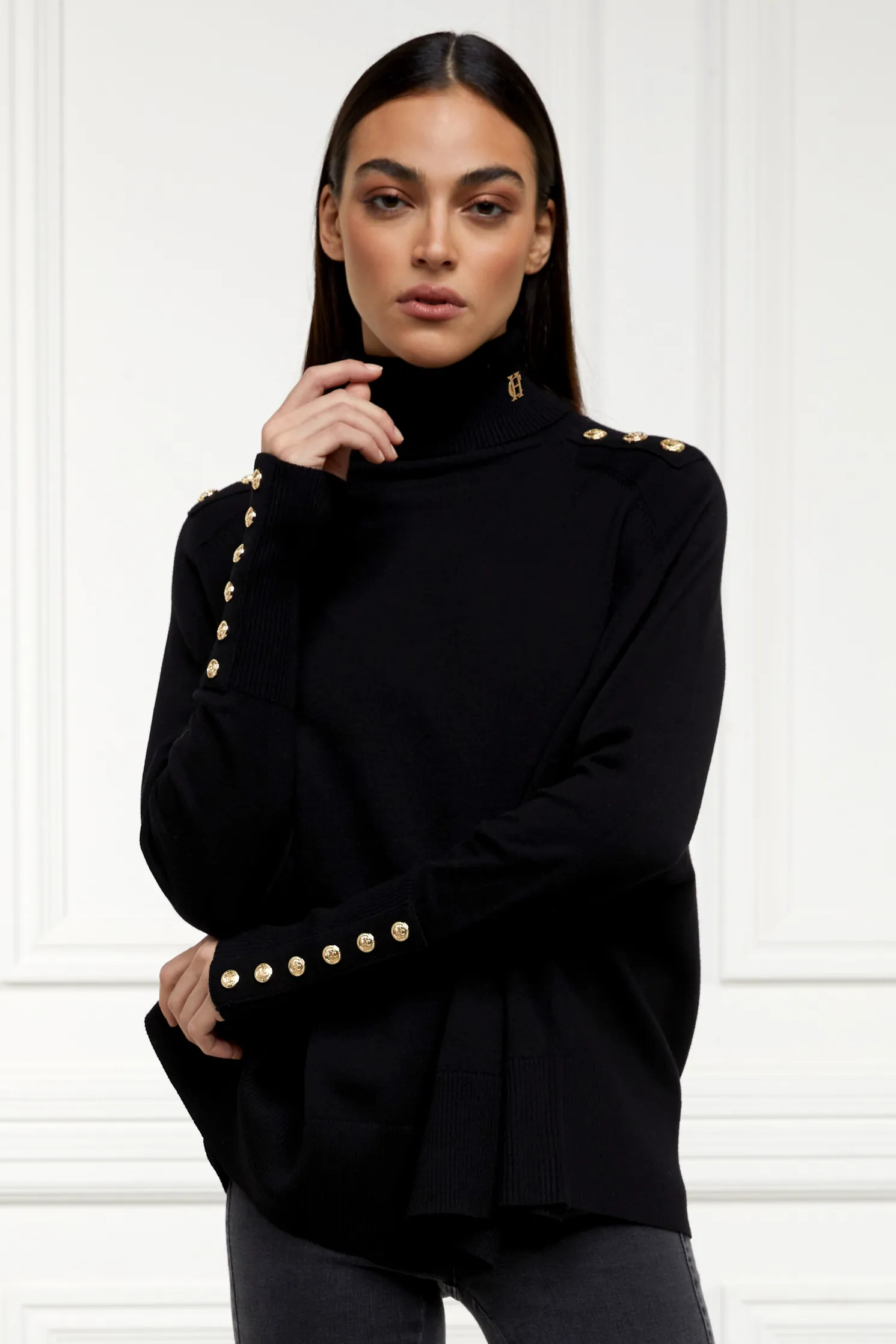Queensbury Cape Knit (Black)