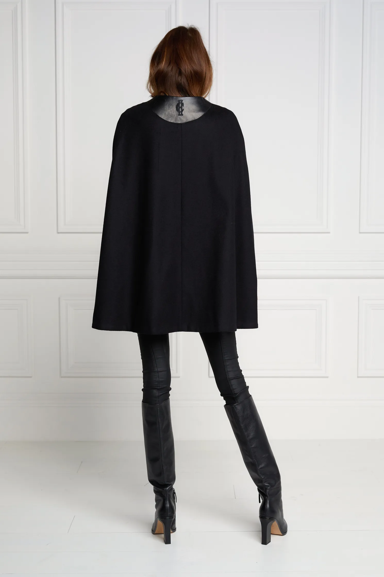 Slim Cape (Soft Black)