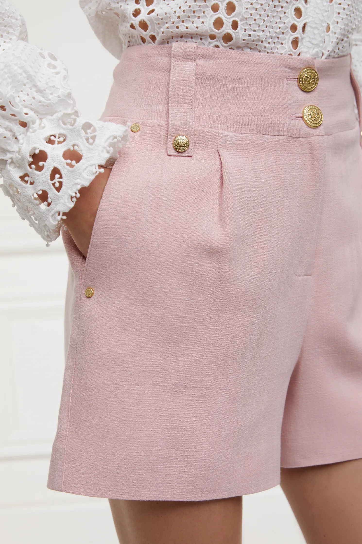 Tailored Short (Pink Linen)