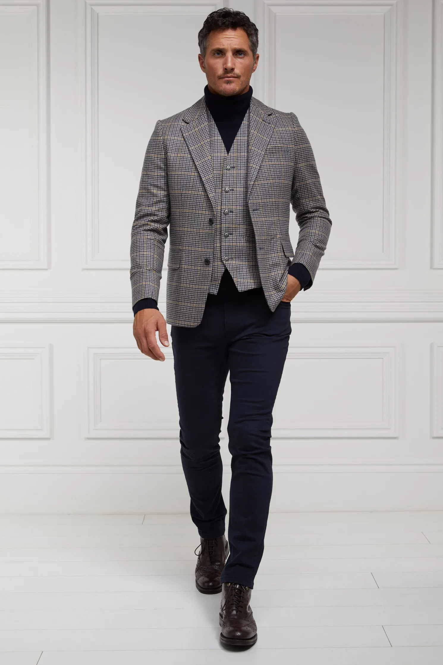 The Single Breasted Blazer (Prince of Wales Navy)